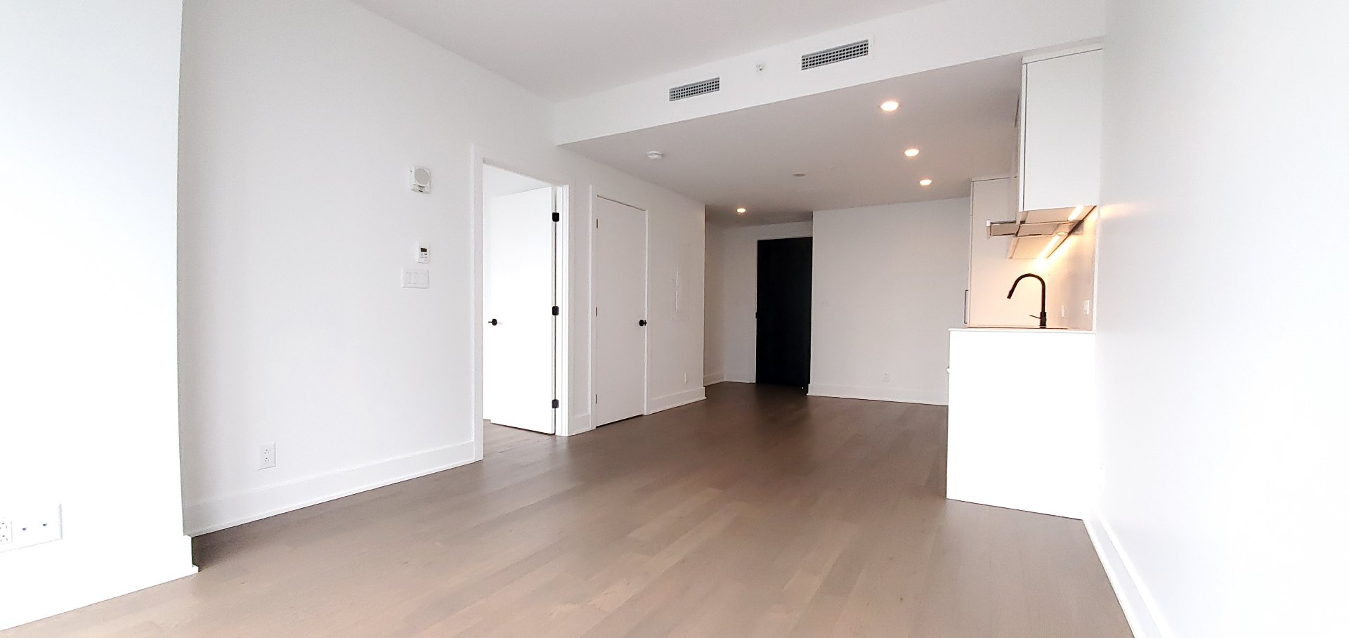 720 Rue St-Jacques — photo 3