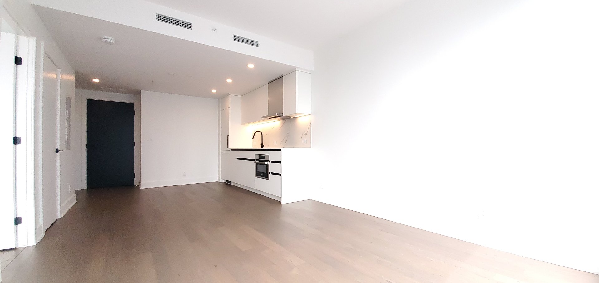 720 Rue St-Jacques — photo 2