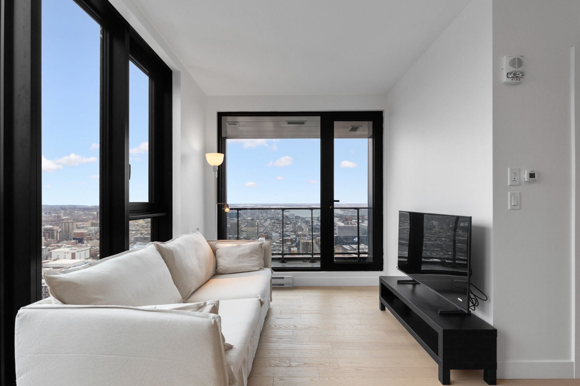 1210 Rue Jeanne-Mance — photo 3