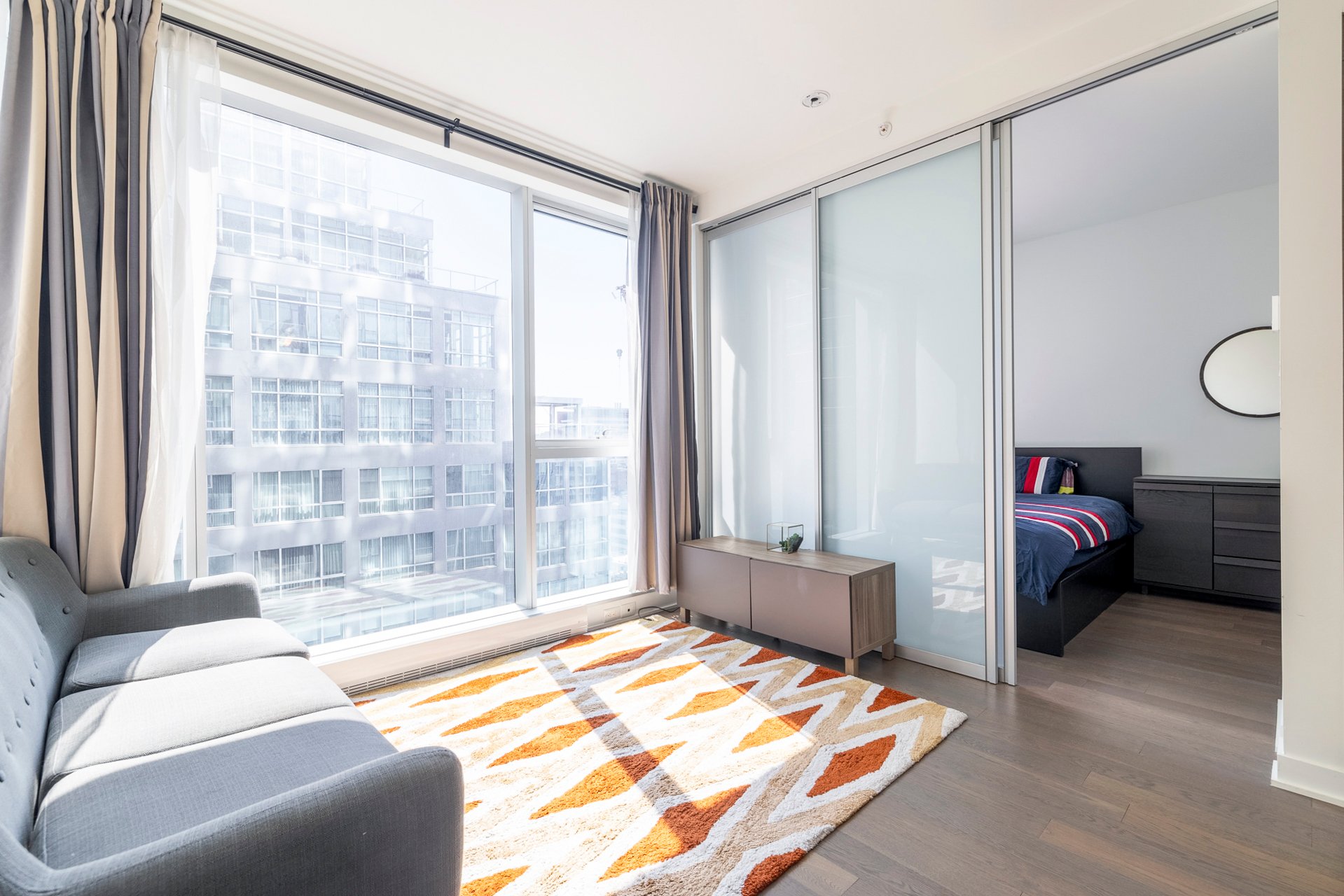 1155 Rue de la Montagne — photo 1