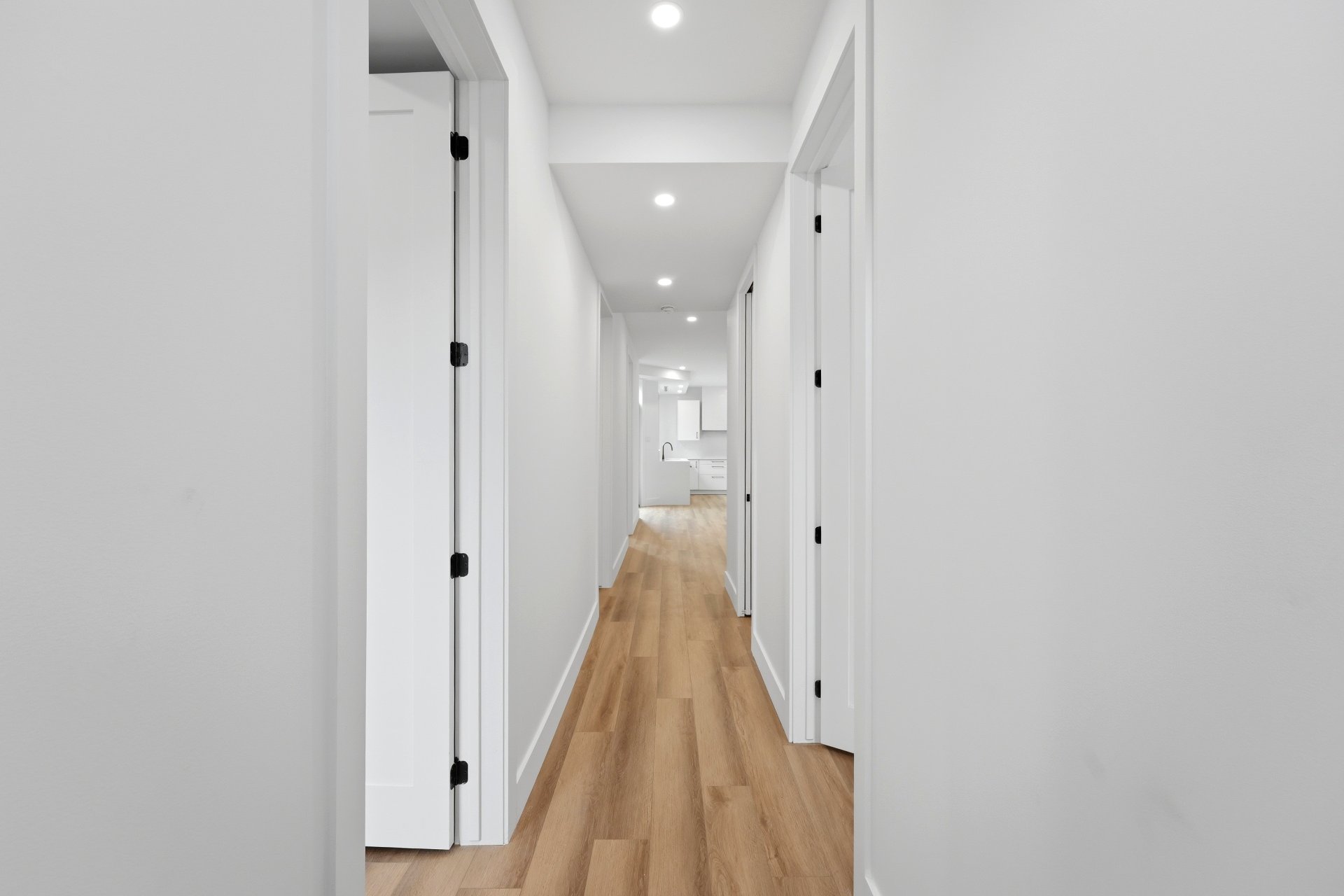 139 Av. Querbes — photo 3