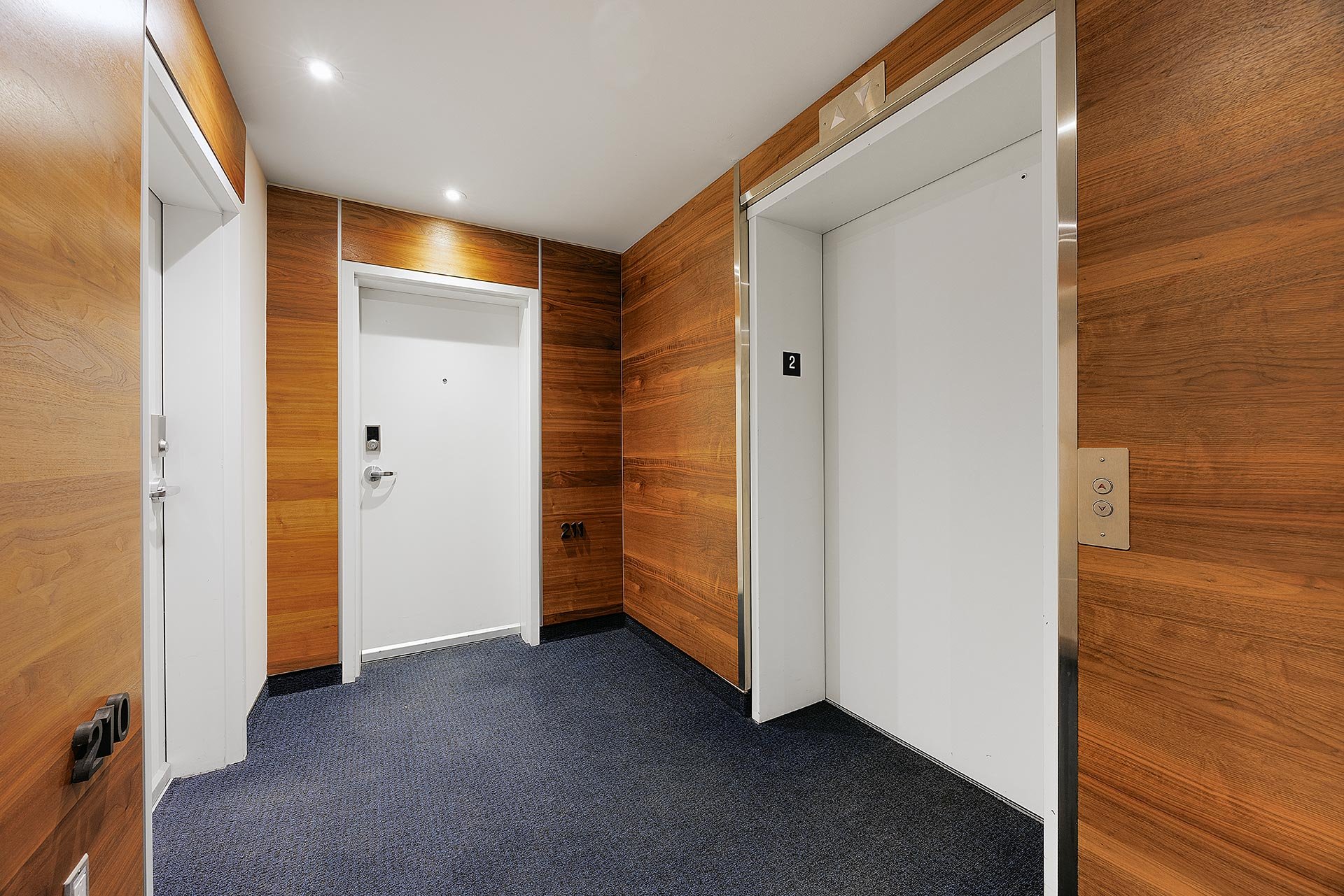 1200 Rue Crescent — photo 3