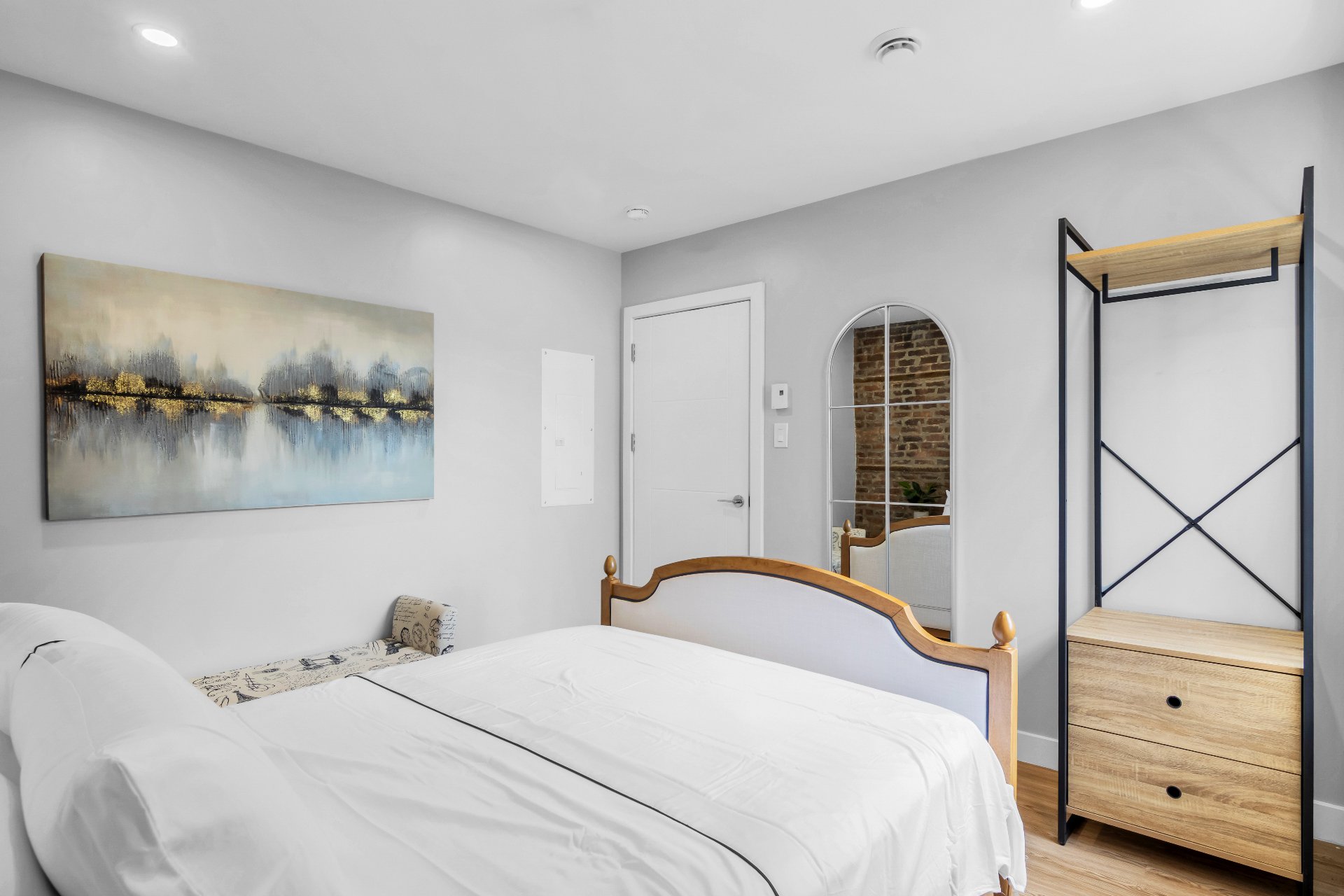 3153 Rue Ste-Catherine E. — photo 2