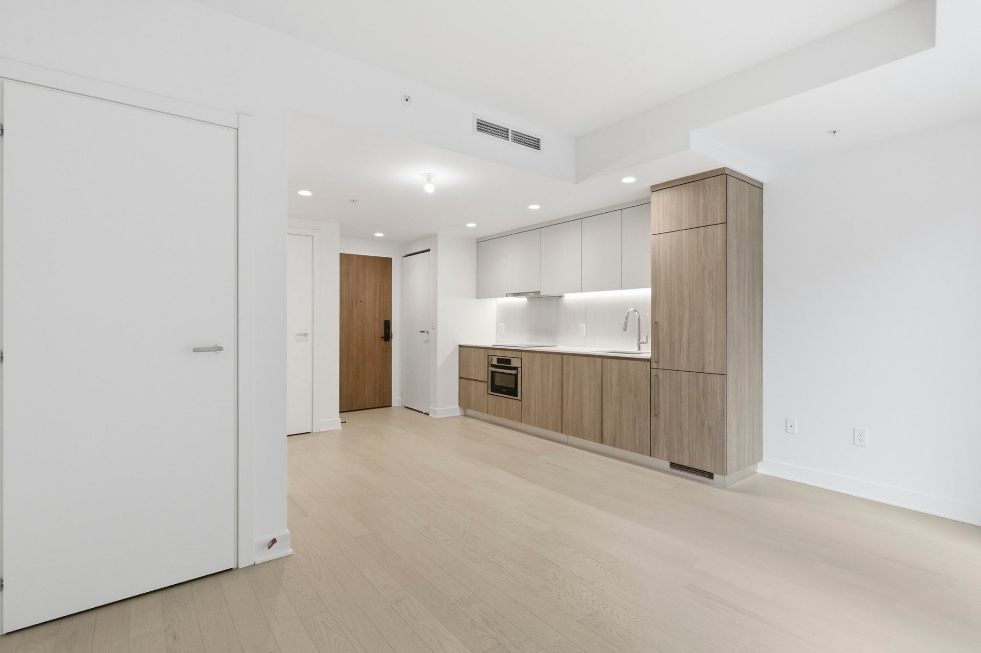 1518 Rue Sherbrooke O. — photo 3