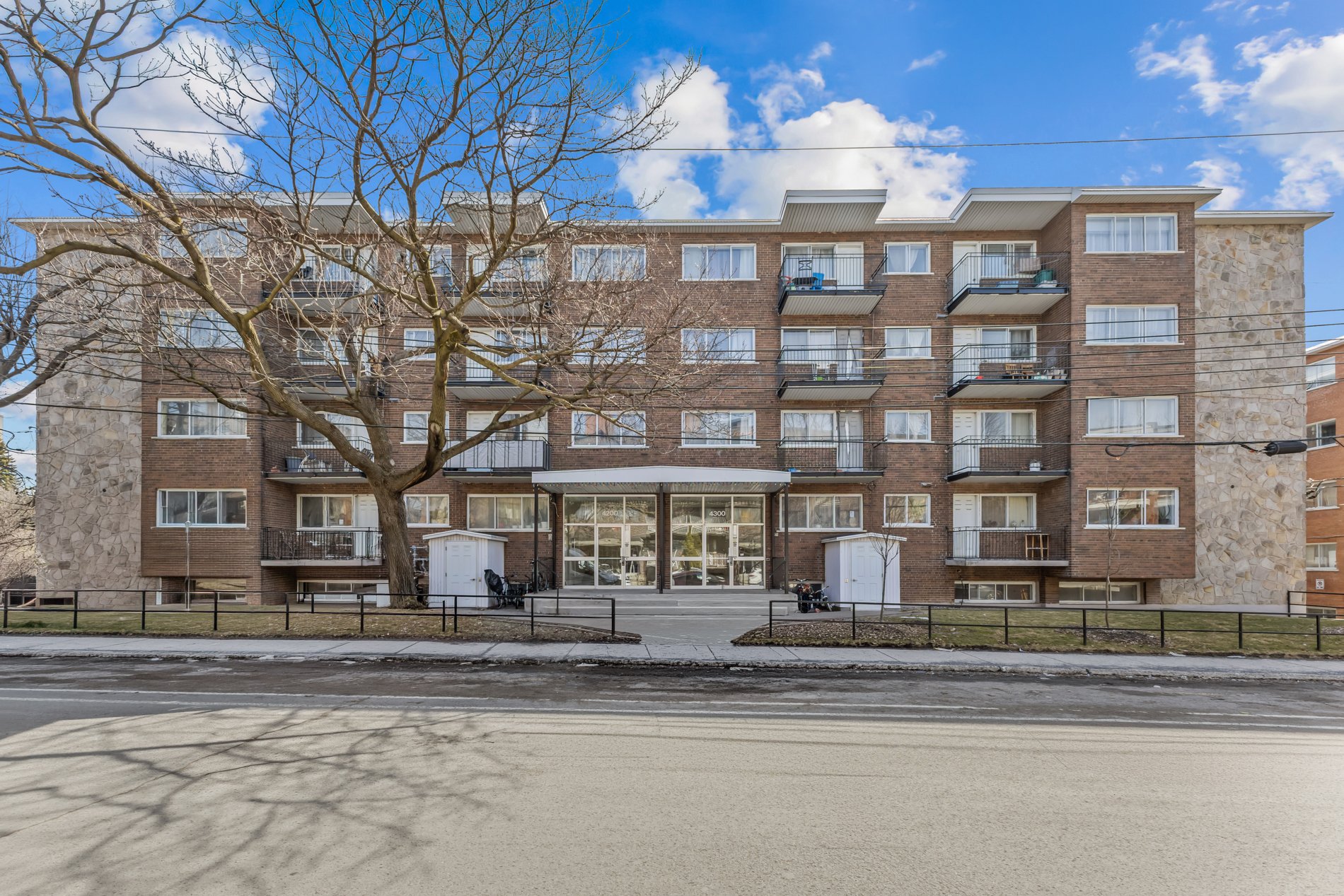 4200 Av. Bourret — photo 1