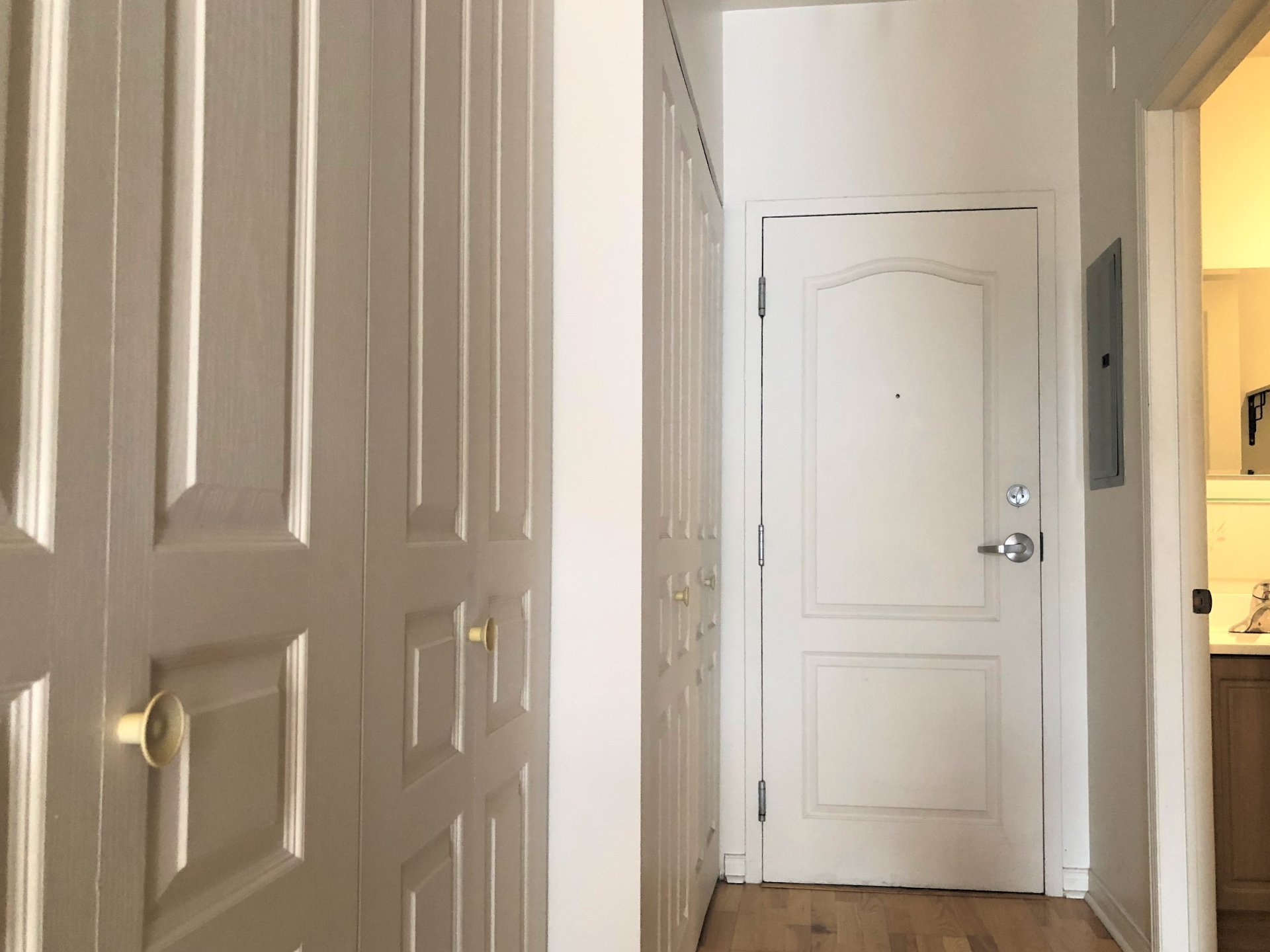 4821 Boul. St-Laurent — photo 3