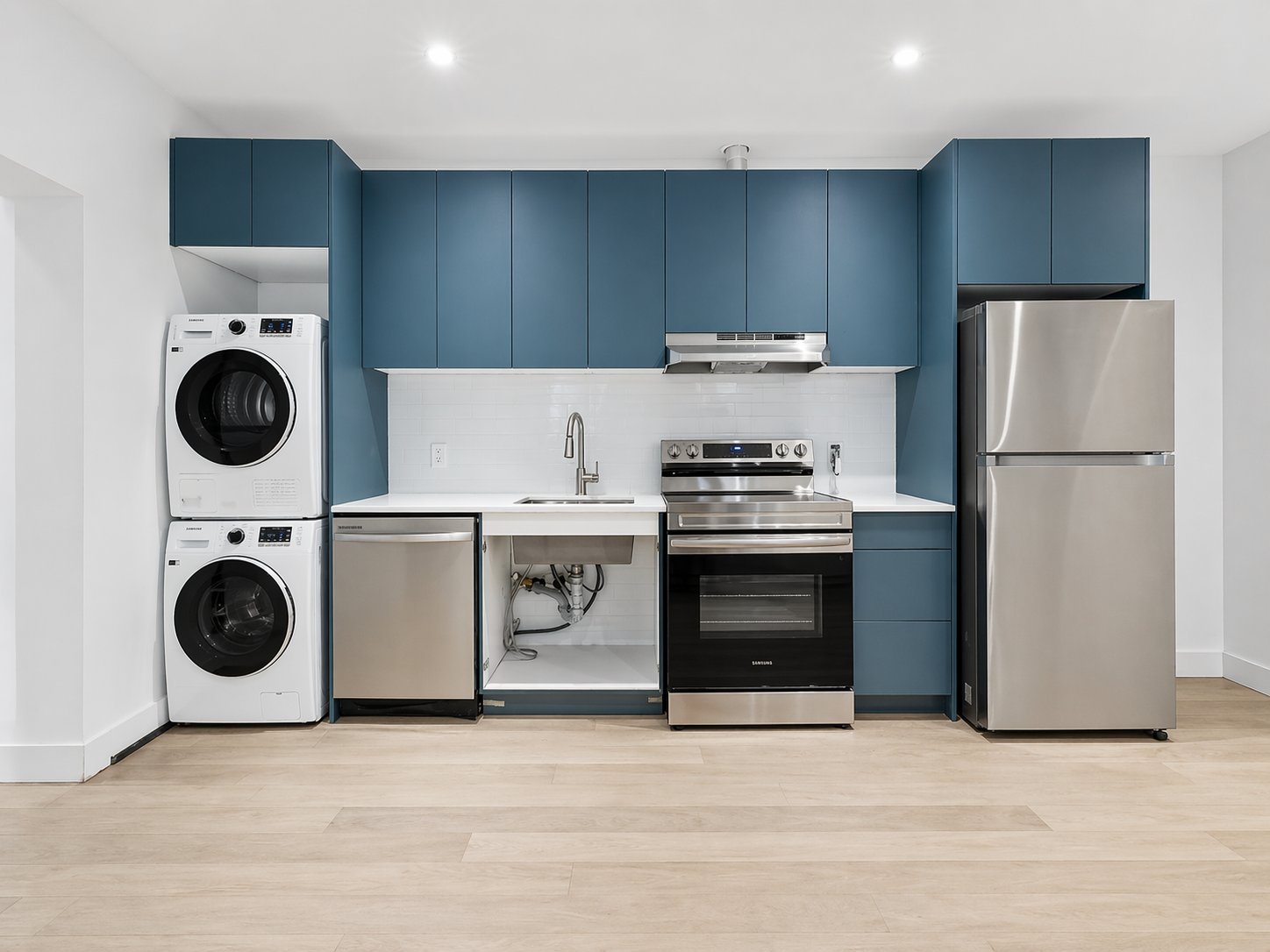2068 Av. Lincoln — photo 1
