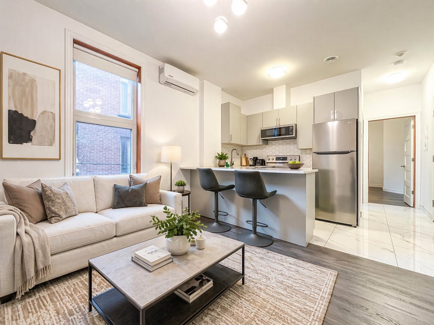 1672 Rue St-Denis — photo 1