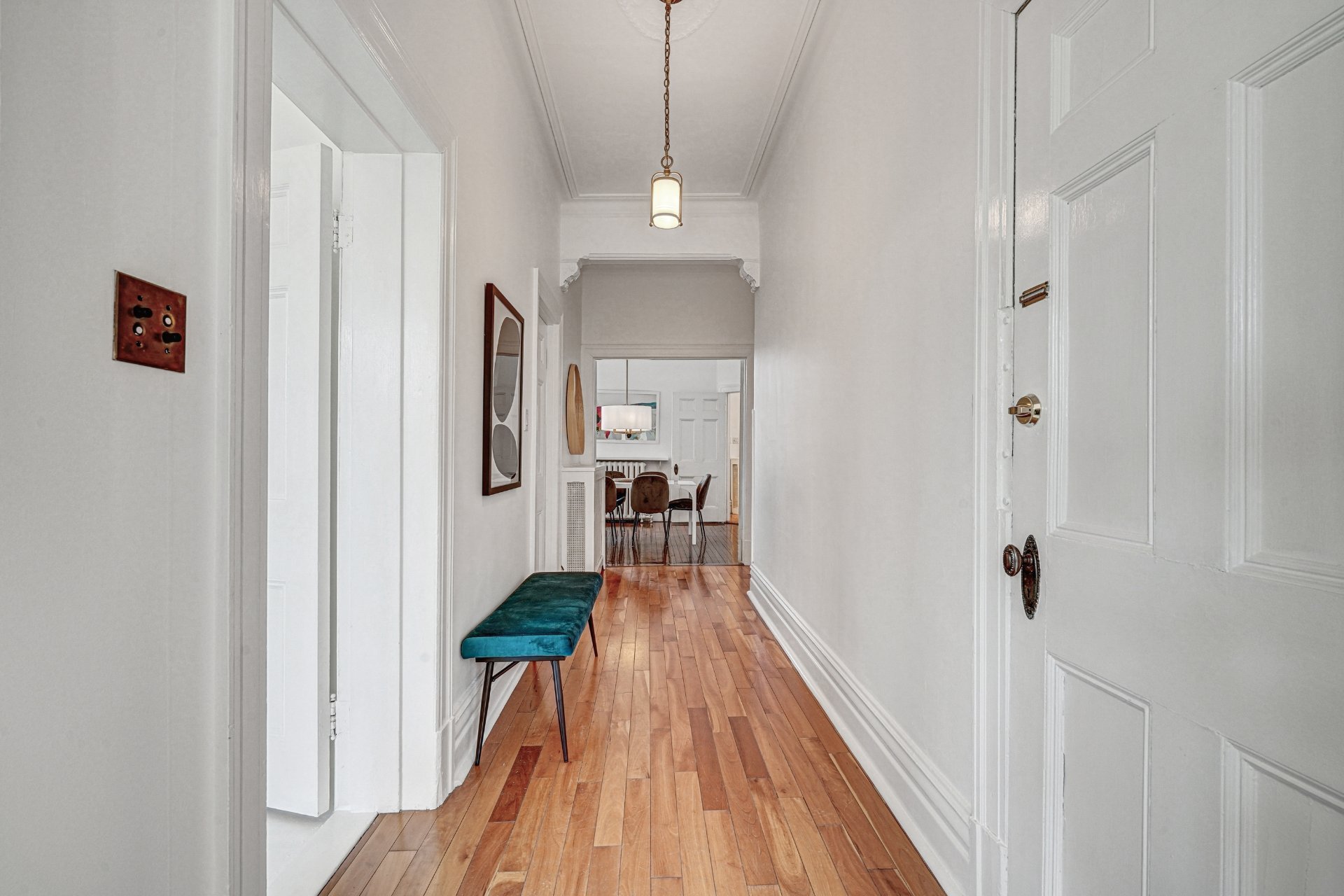 4219 Boul. De Maisonneuve O. — photo 2
