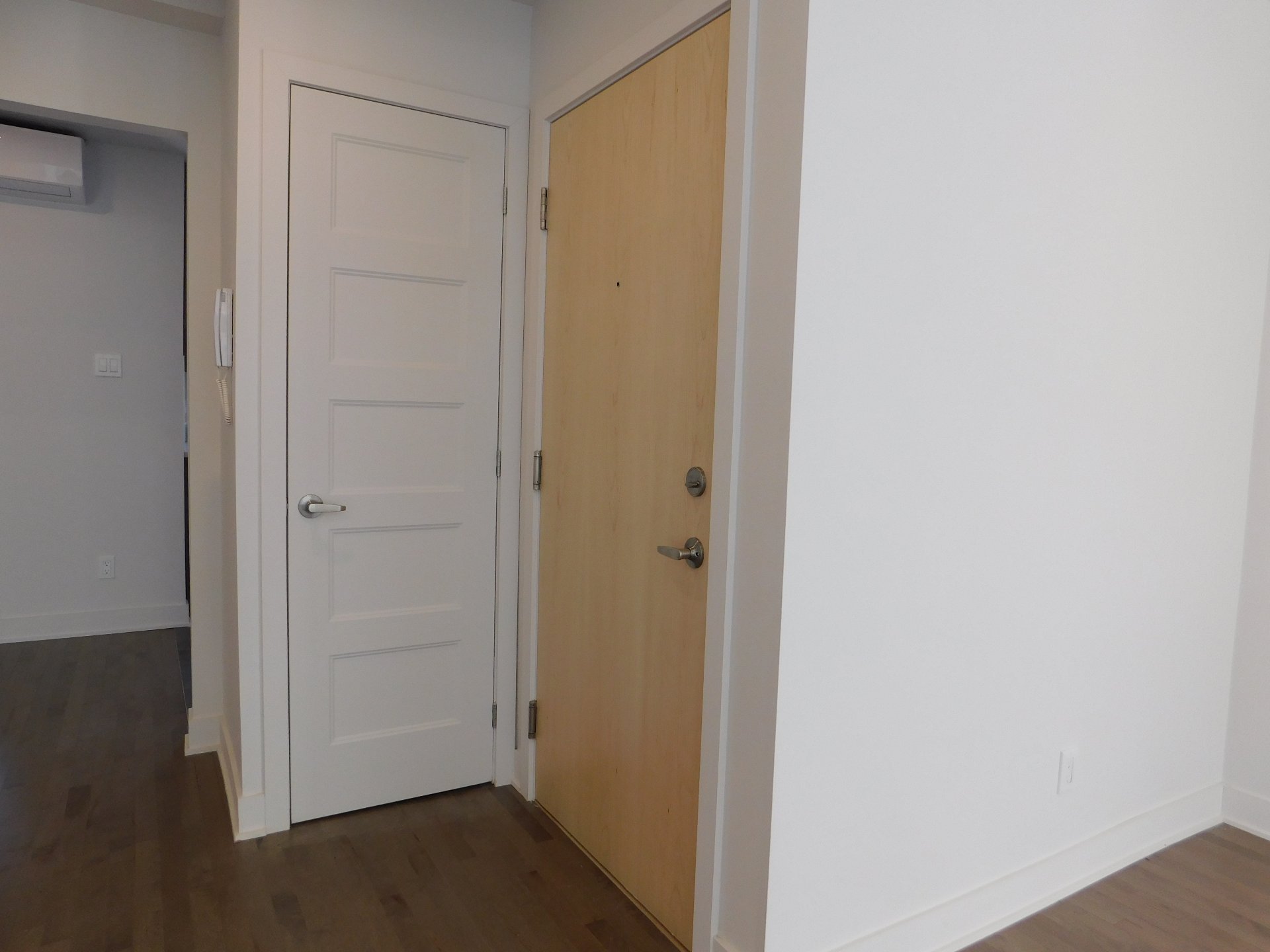 1035 Rue de Liège O. — photo 3