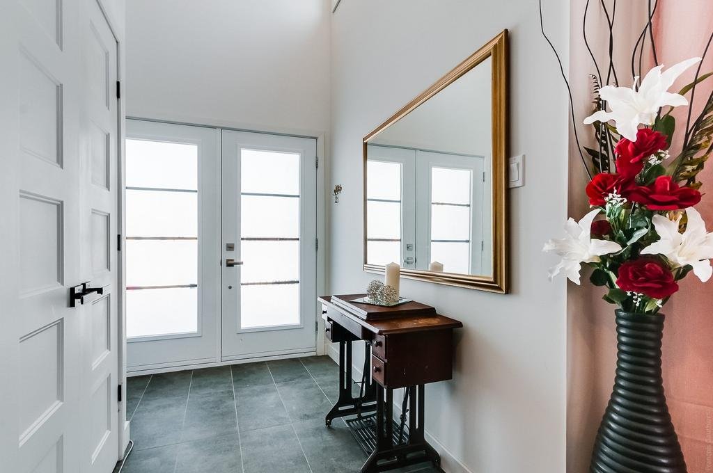 4199 Av. Doré — photo 1