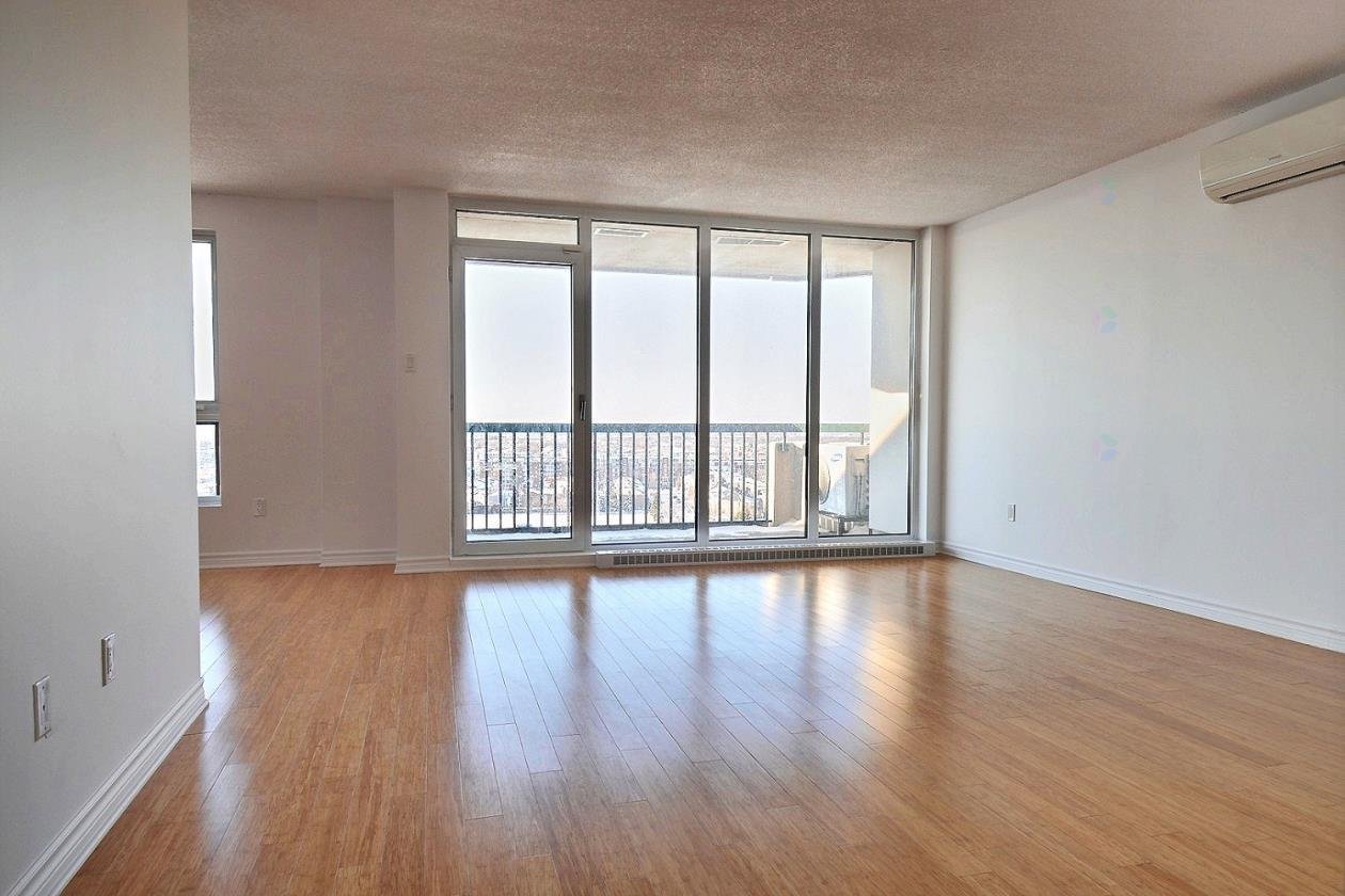 5065 Rue Jean-Talon E. — photo 3