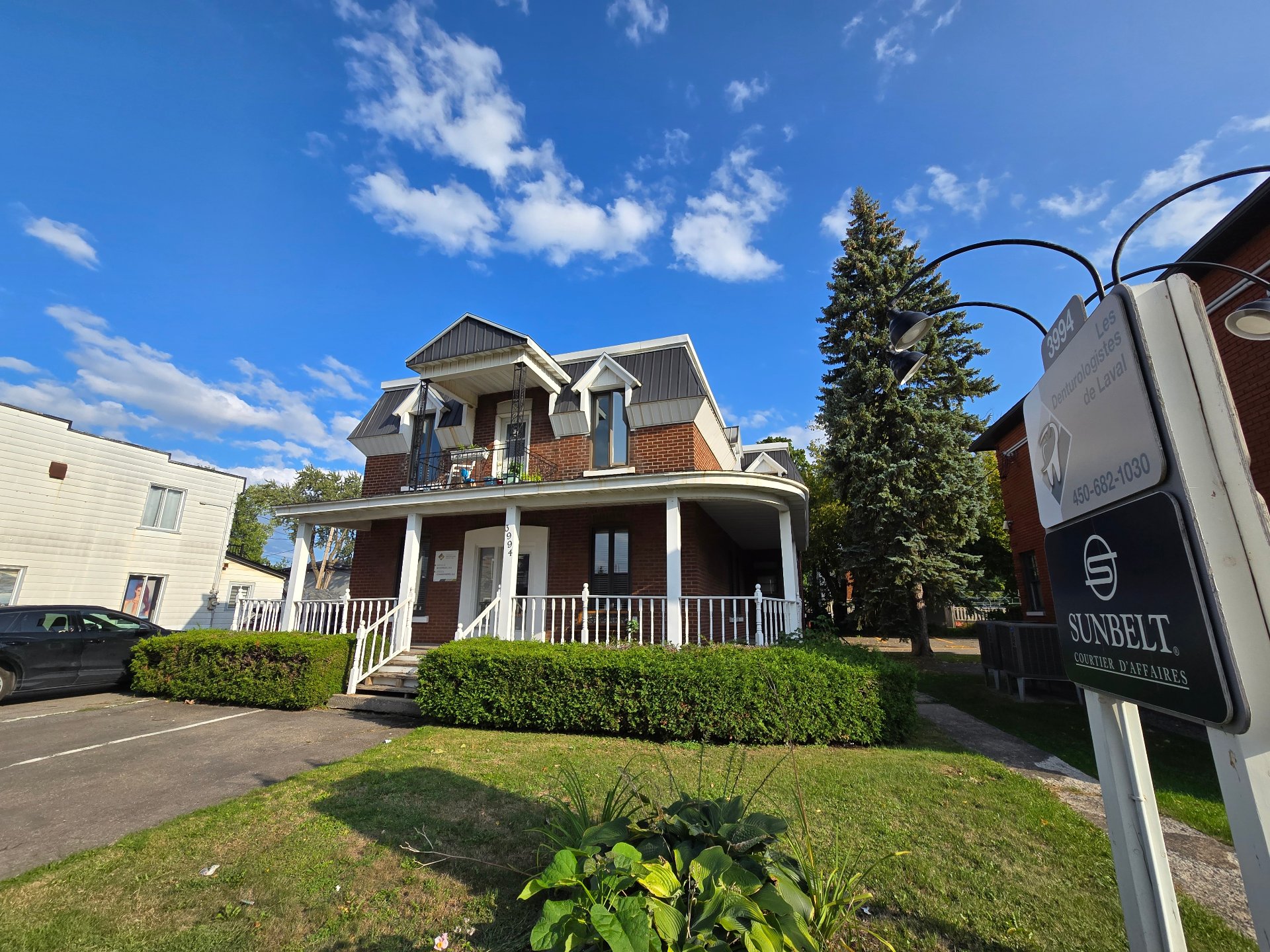 3994 Boul. St-Martin O. — photo 1
