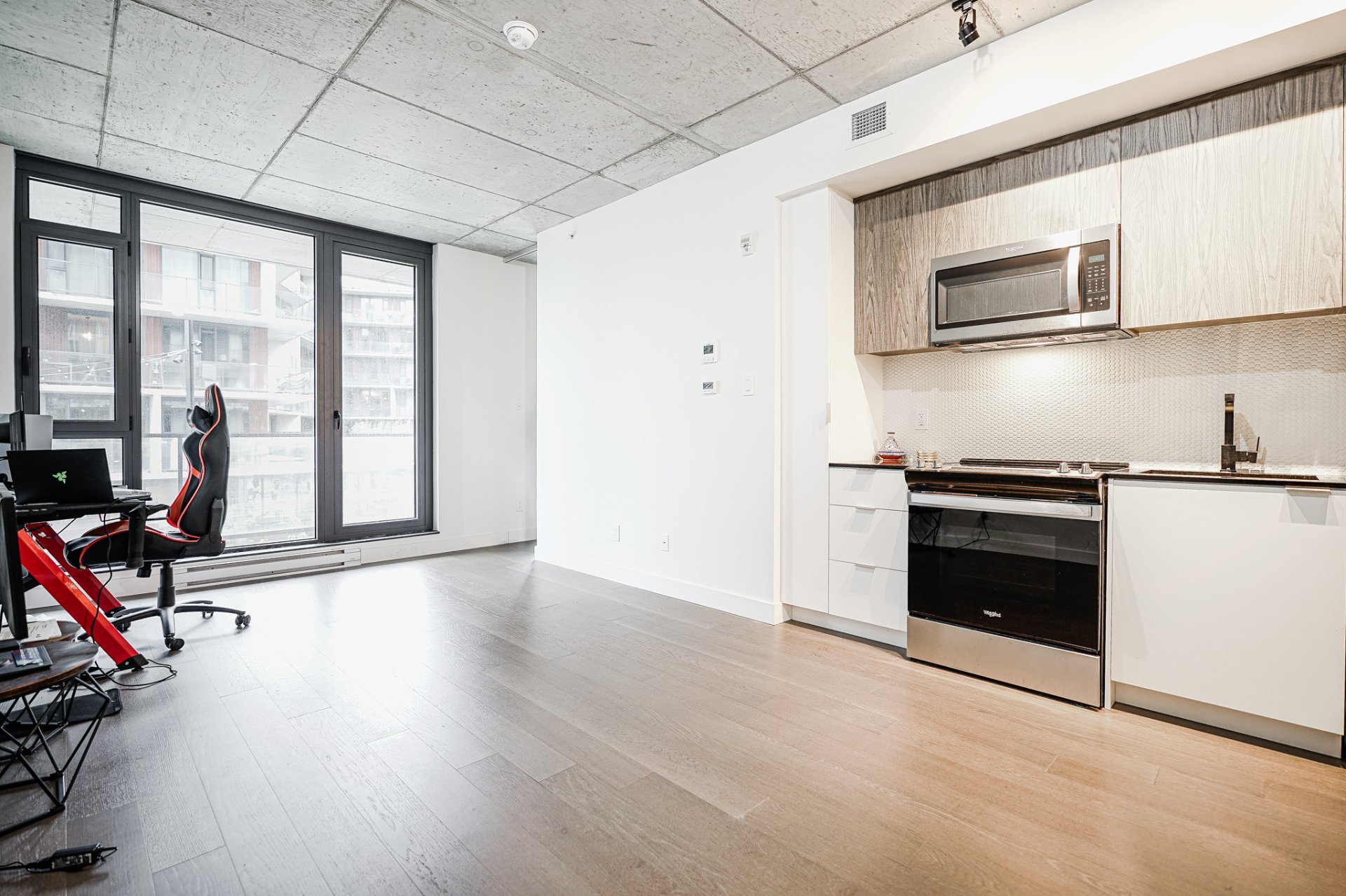 200 Boul. Marcel-Laurin — photo 3