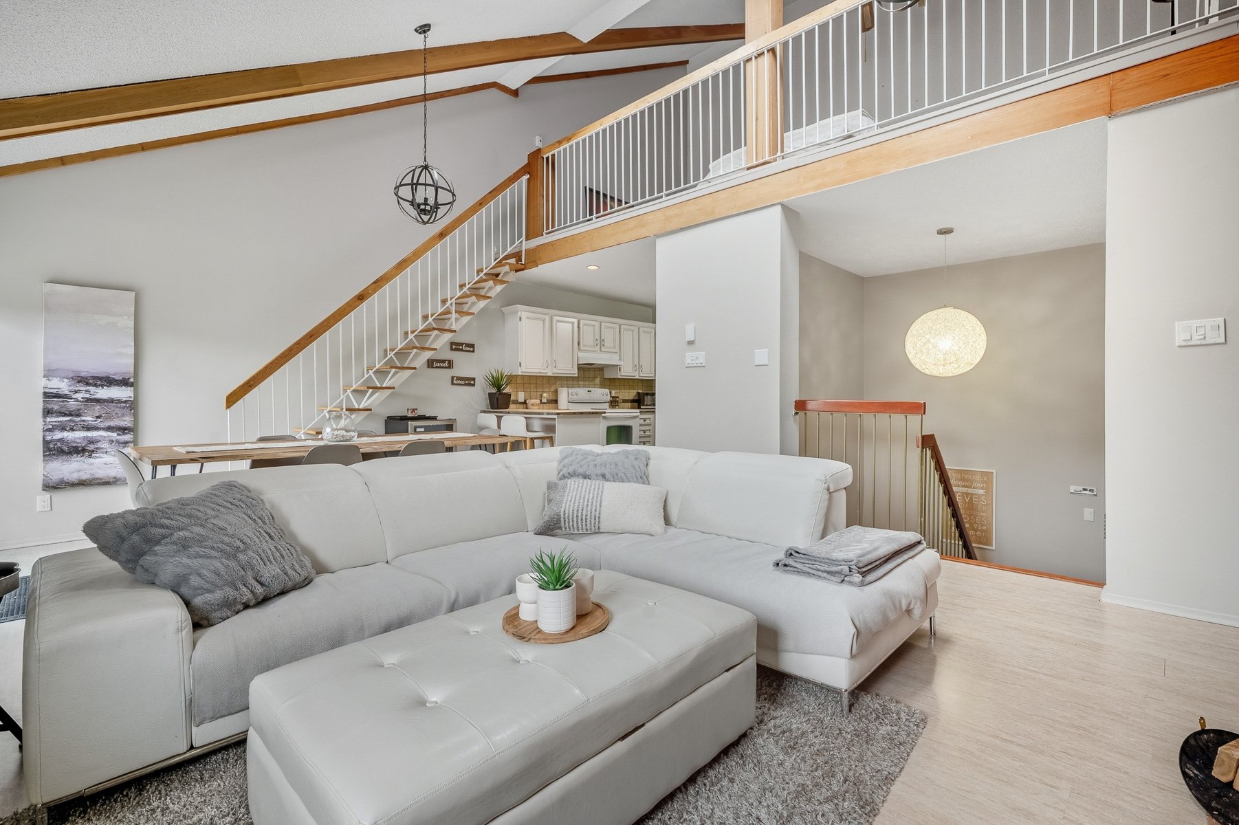 111 Av. Hochar — photo 2