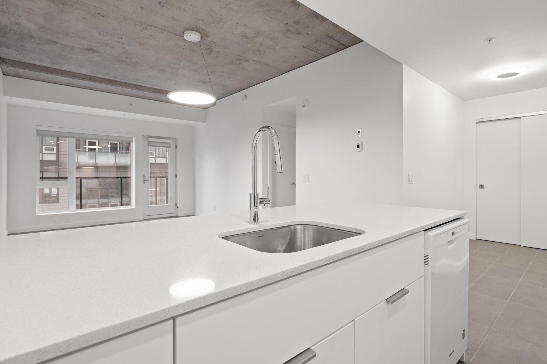 1180 Rue Louis-Adolphe-Robitaille — photo 3