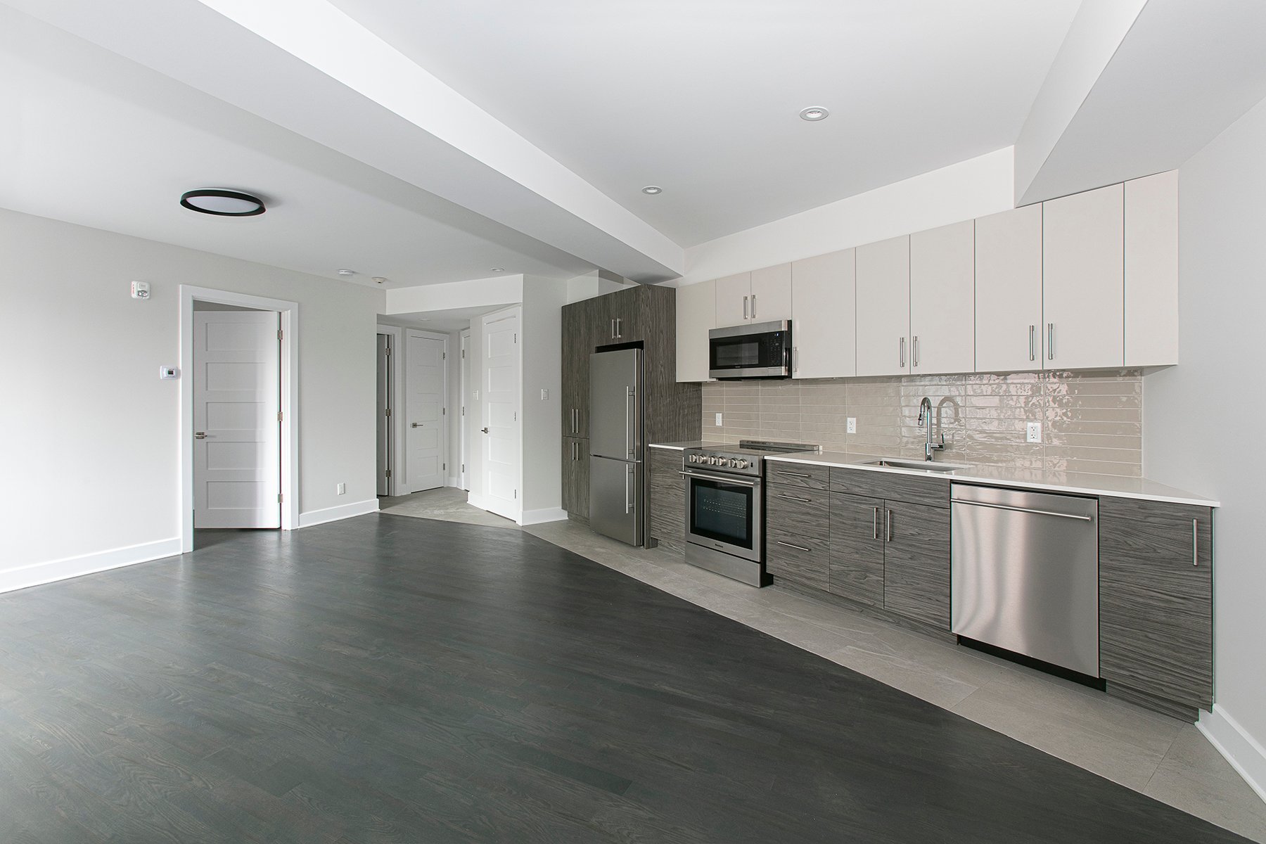 4851 Ch. de la Côte-St-Luc — photo 1