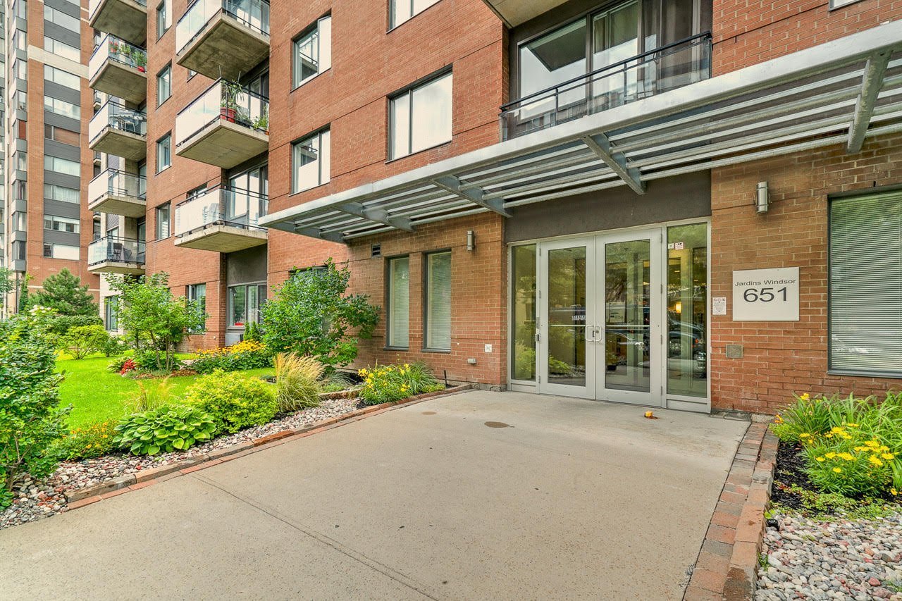 651 Rue de la Montagne — photo 1