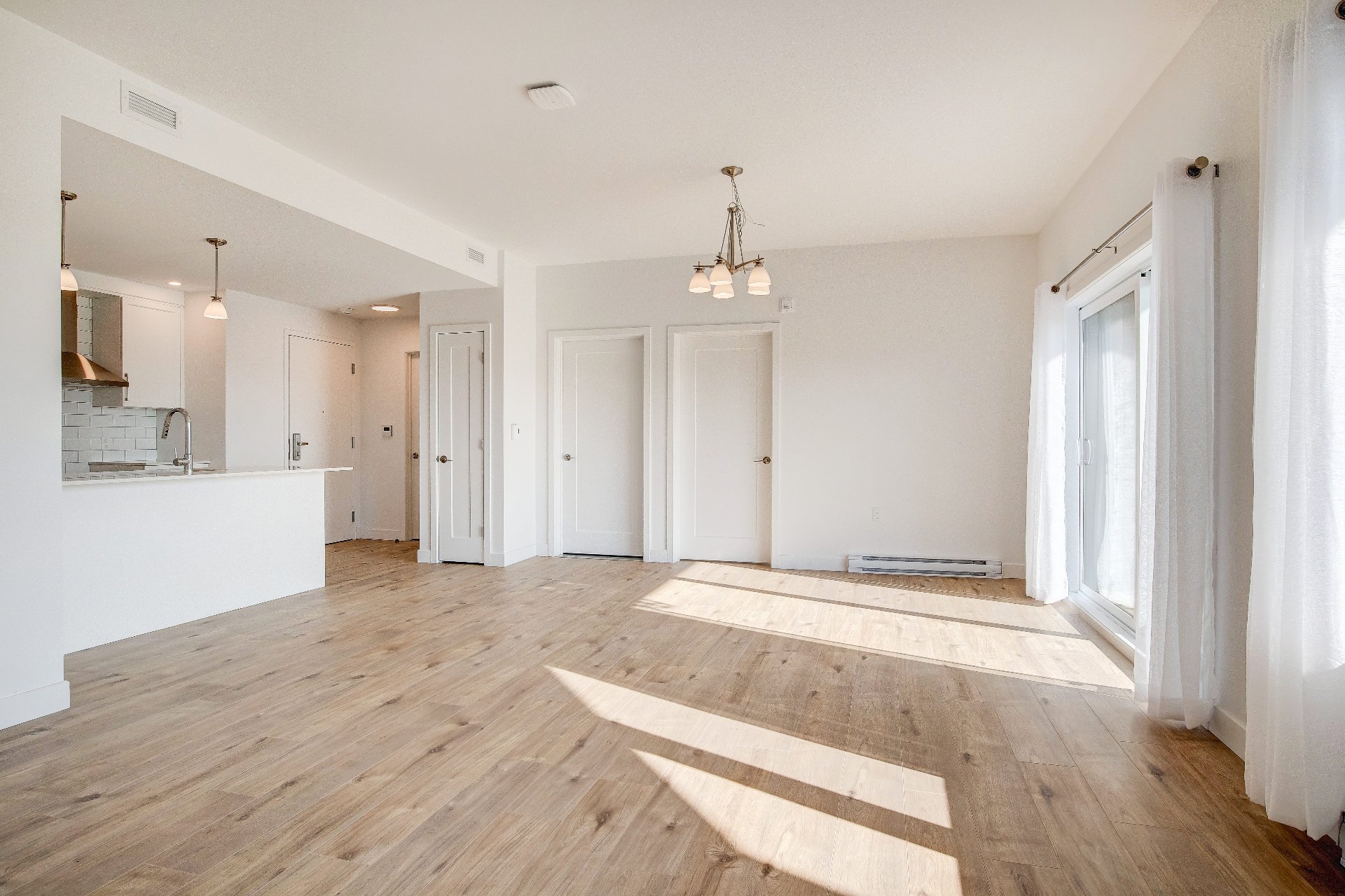 5961 Boul. René-Lévesque — photo 3