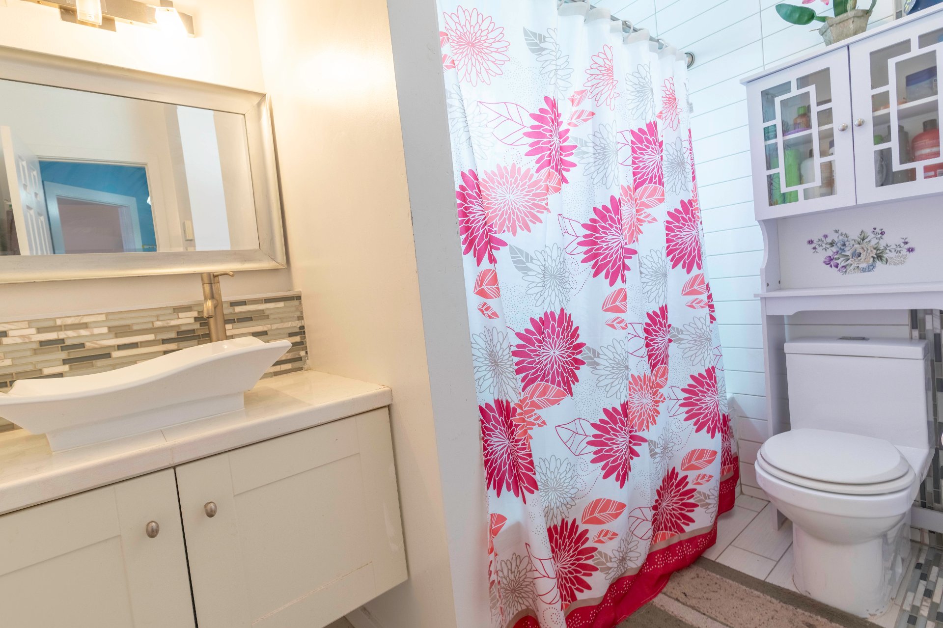 537 Rue Montpetit