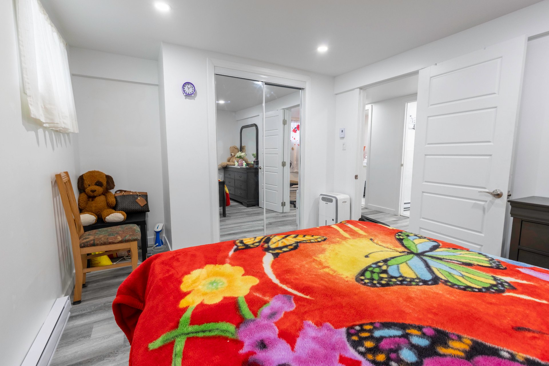 537 Rue Montpetit