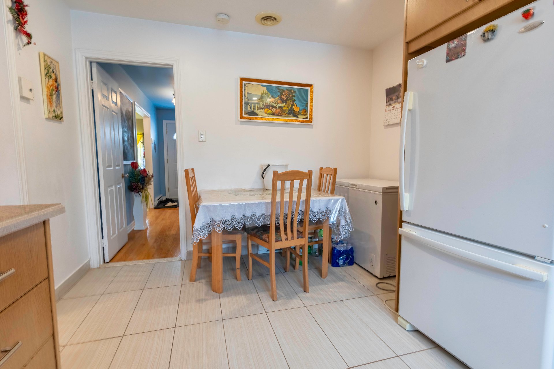 537 Rue Montpetit