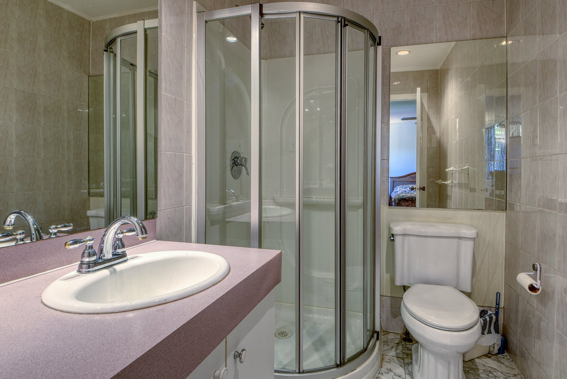 Ensuite bathroom