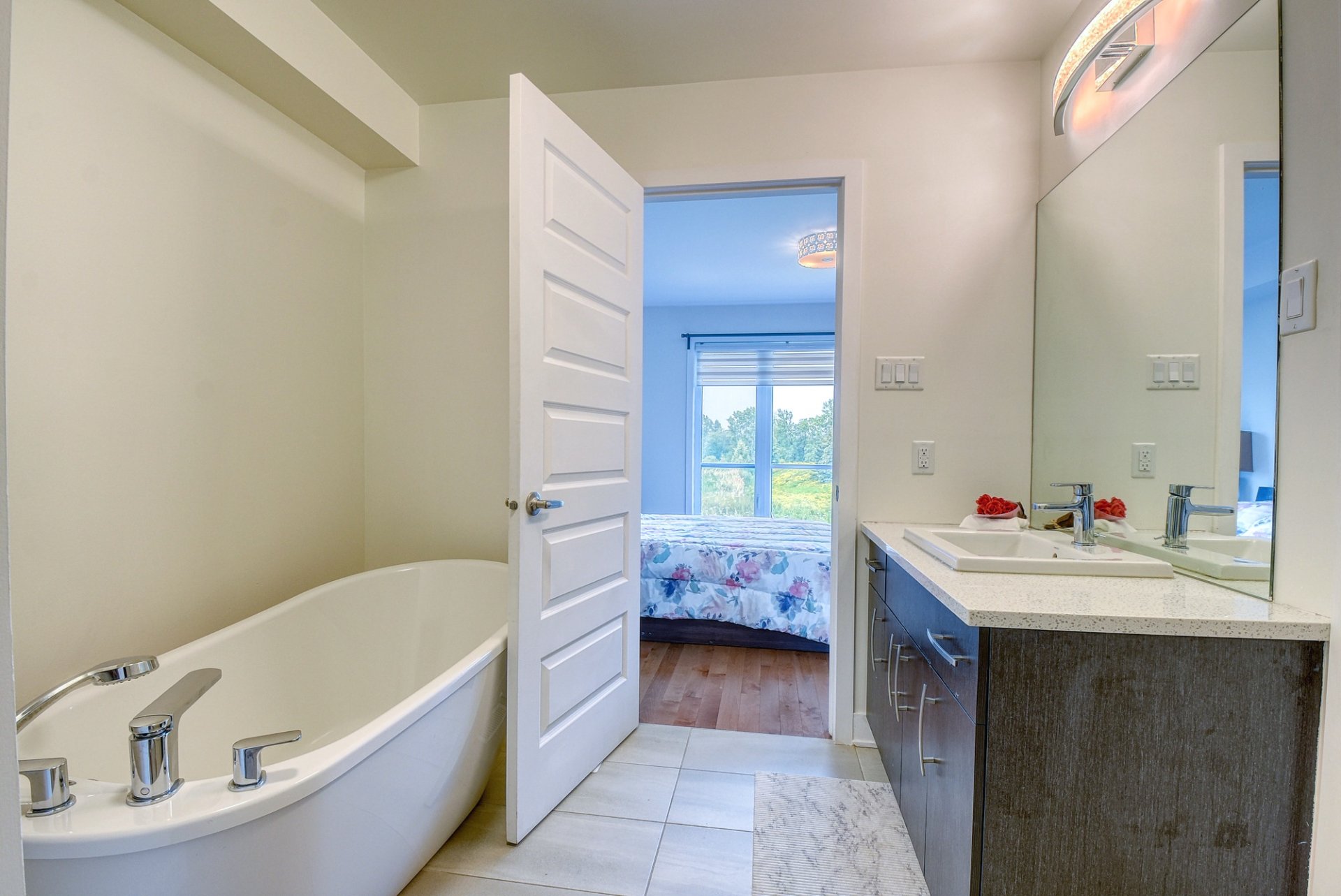 Ensuite bathroom