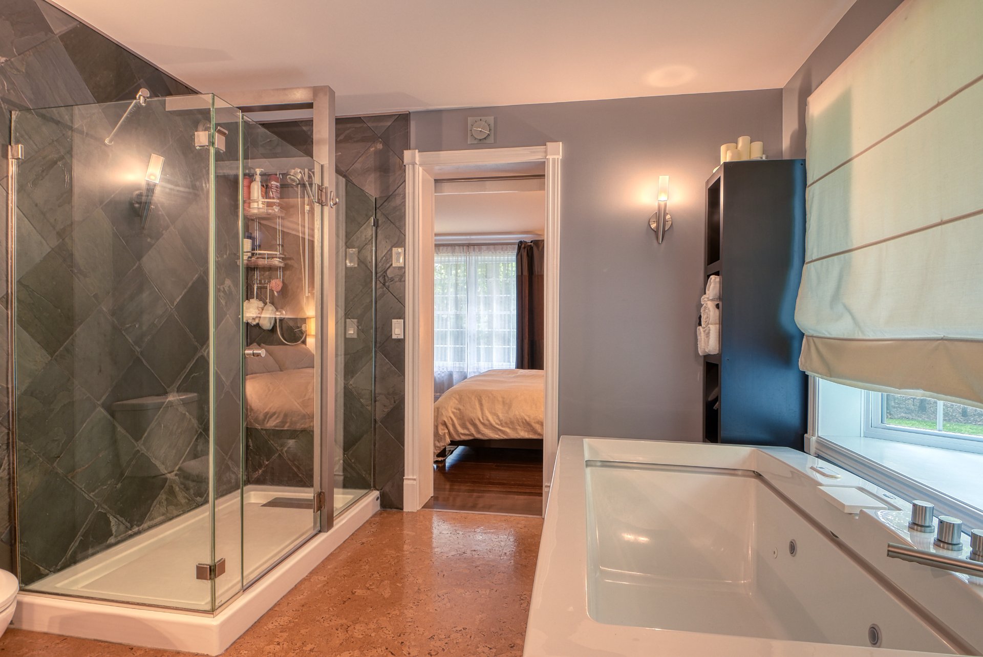 Ensuite bathroom