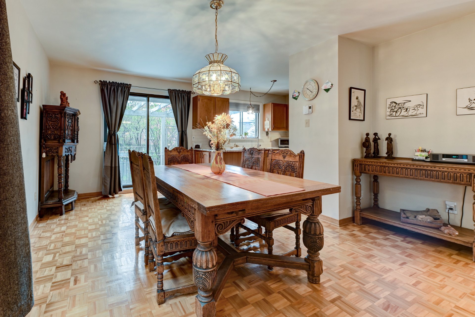 Dining room