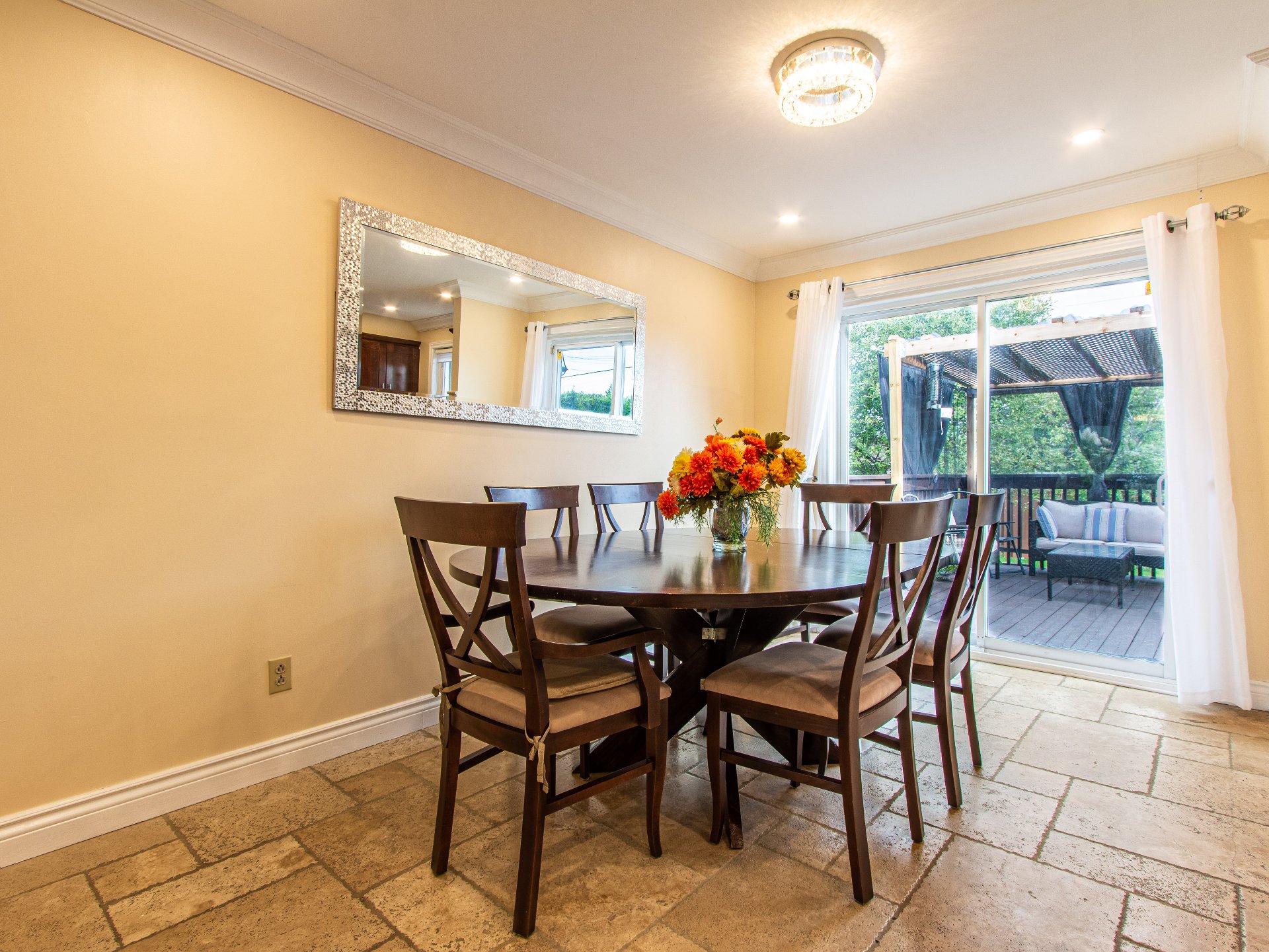 Dining room