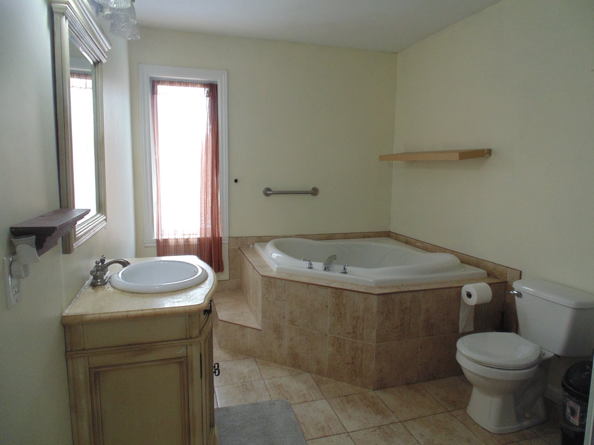 Ensuite bathroom