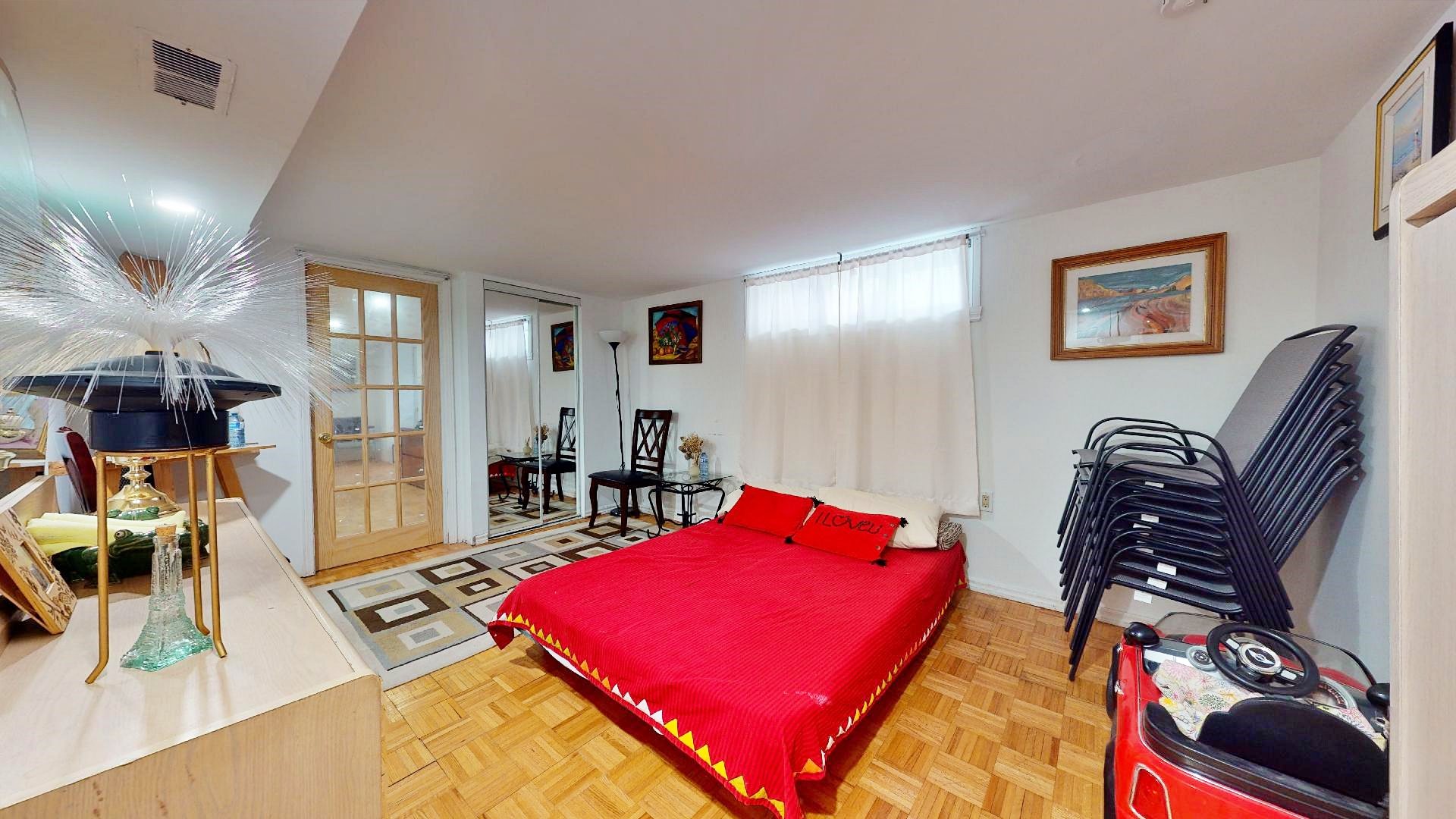 Bedroom