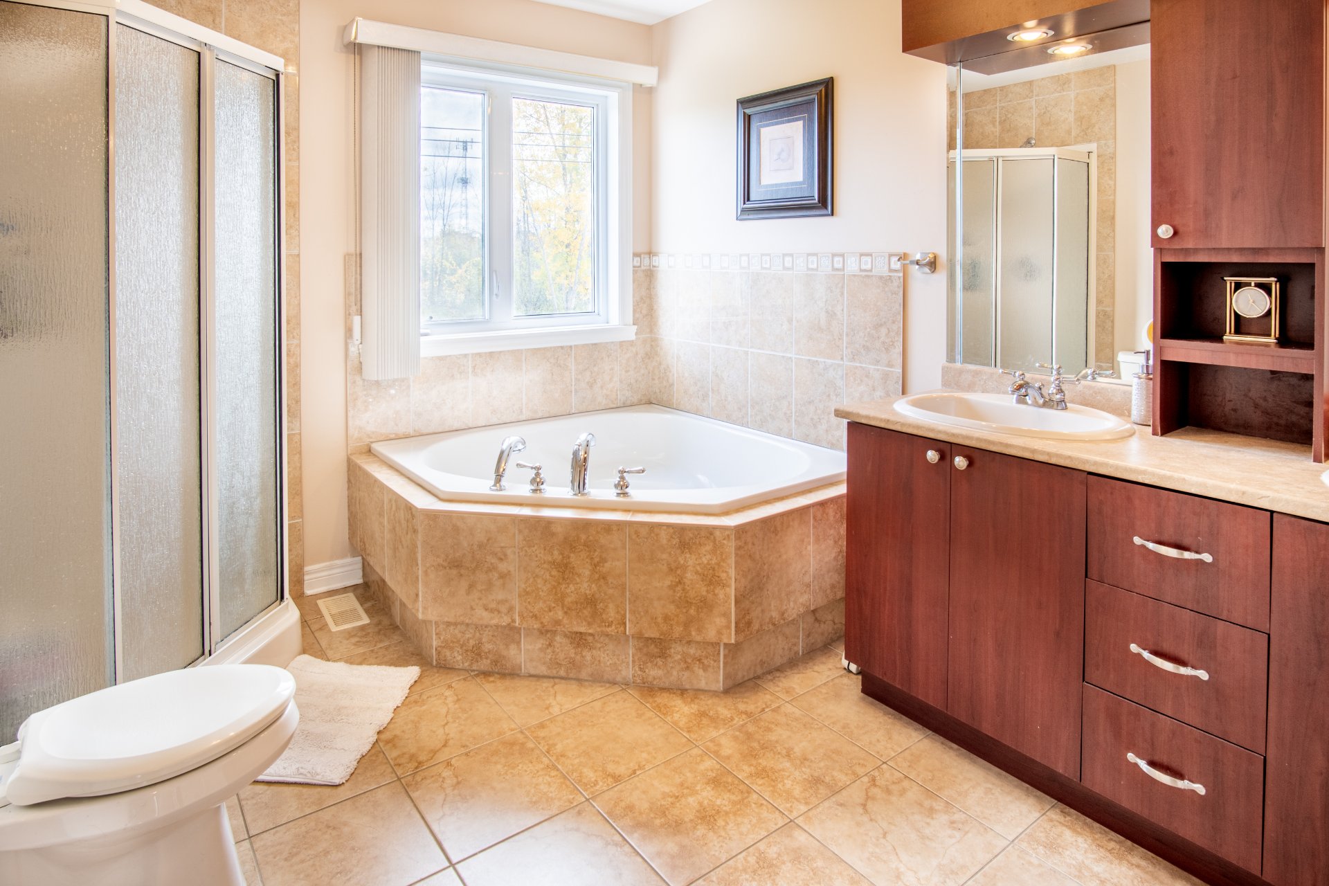 Ensuite bathroom