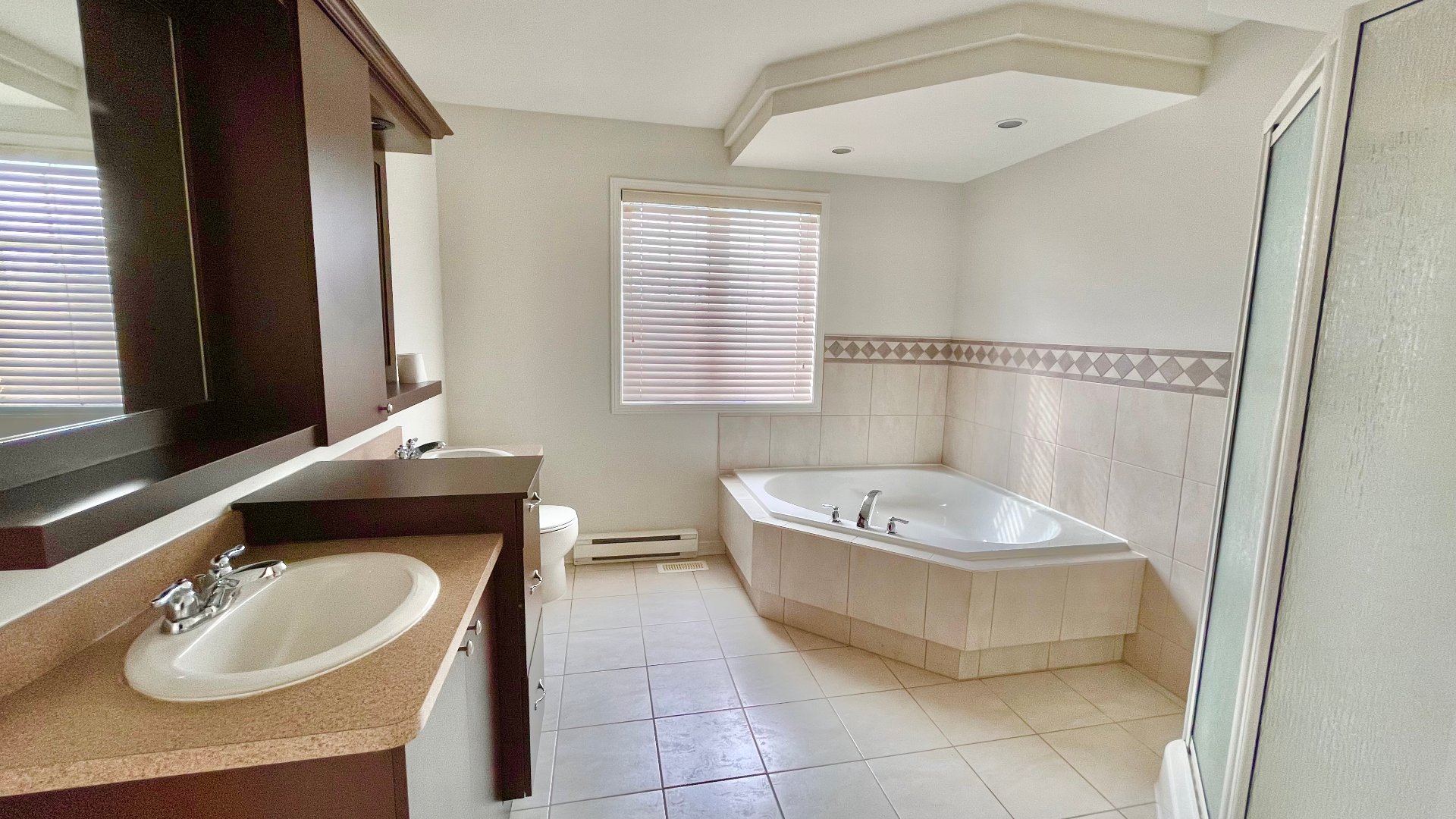 Ensuite bathroom