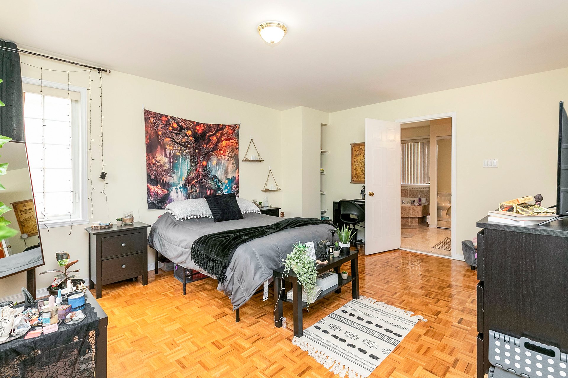 Master bedroom