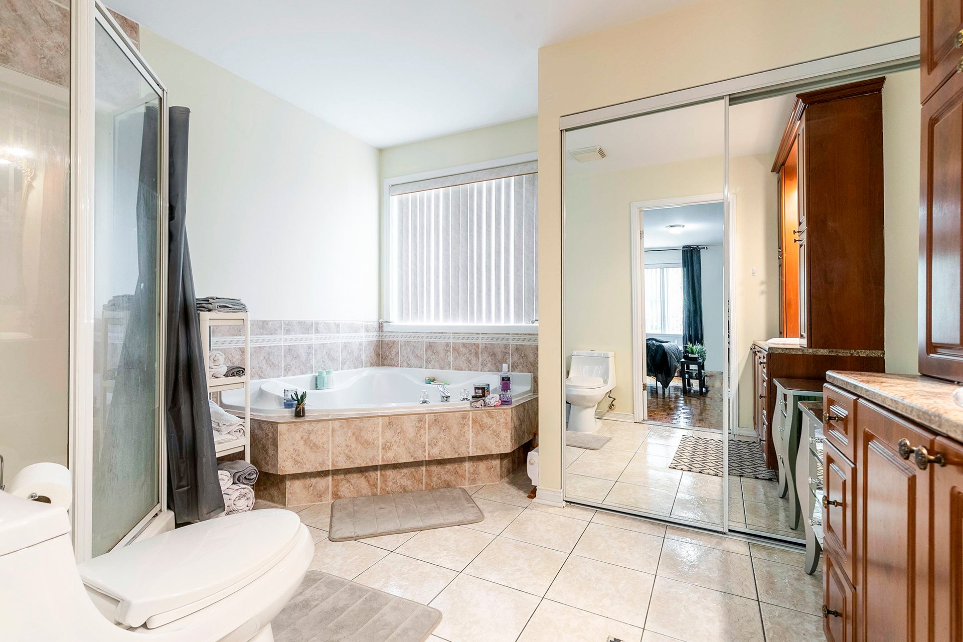 Ensuite bathroom