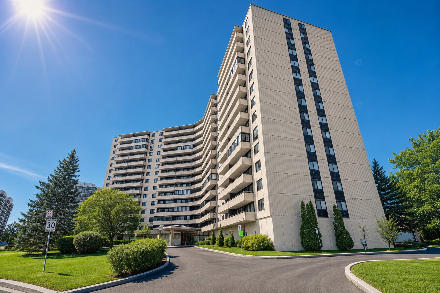 2555 Av. du Havre-des-Îles #720, Laval (Chomedey), QC, H7W4R4