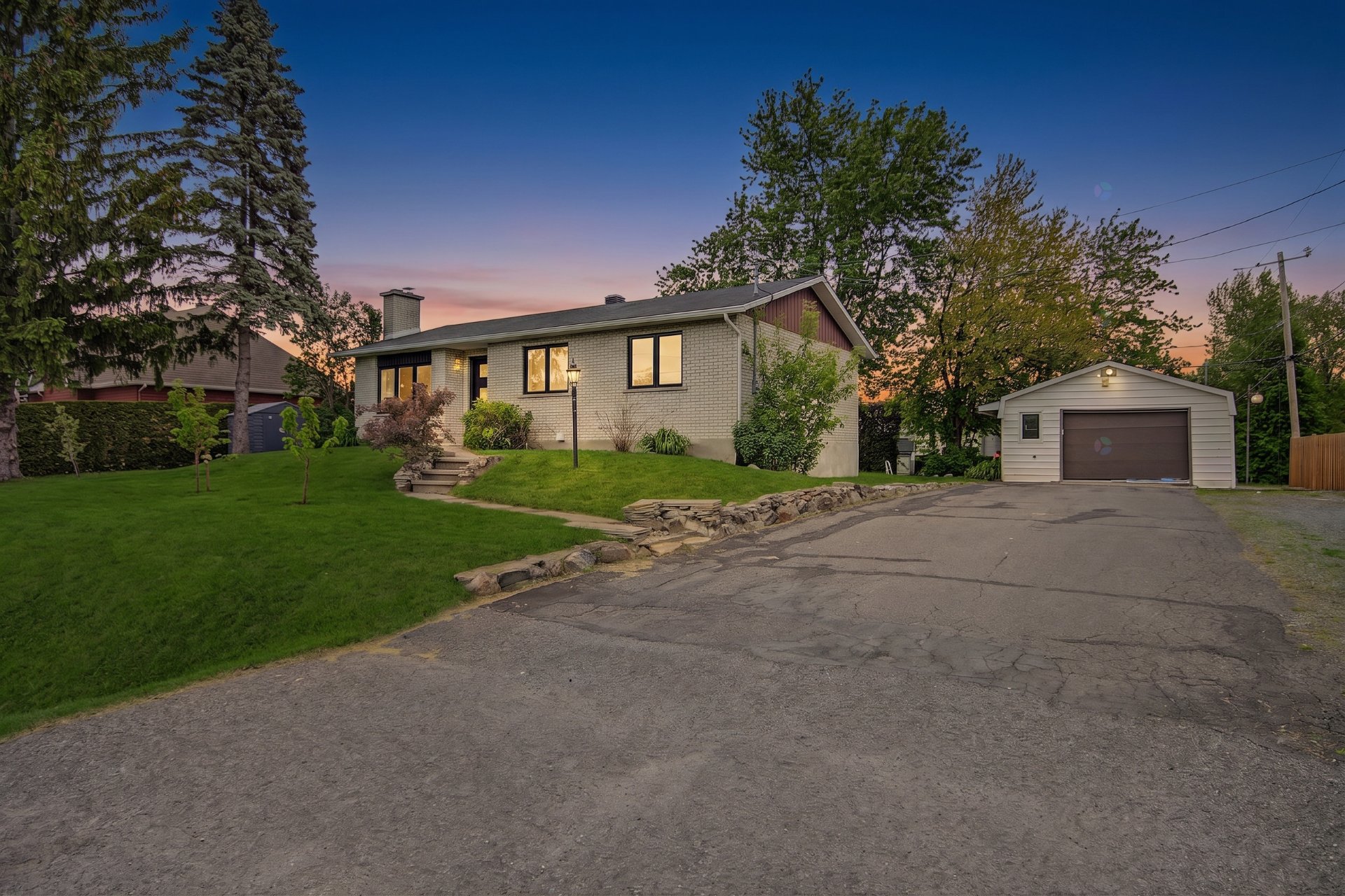 35 Rue Alvares, Saint-Basile-le-Grand, QC, J3N1A3