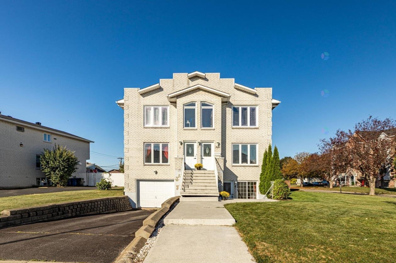 580 Rue des Cascades #3, Sainte-Catherine, QC, J5C1X4