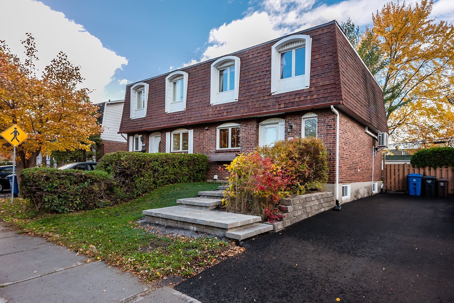 7450 Boul. Pelletier, Brossard, QC, J4W2M6