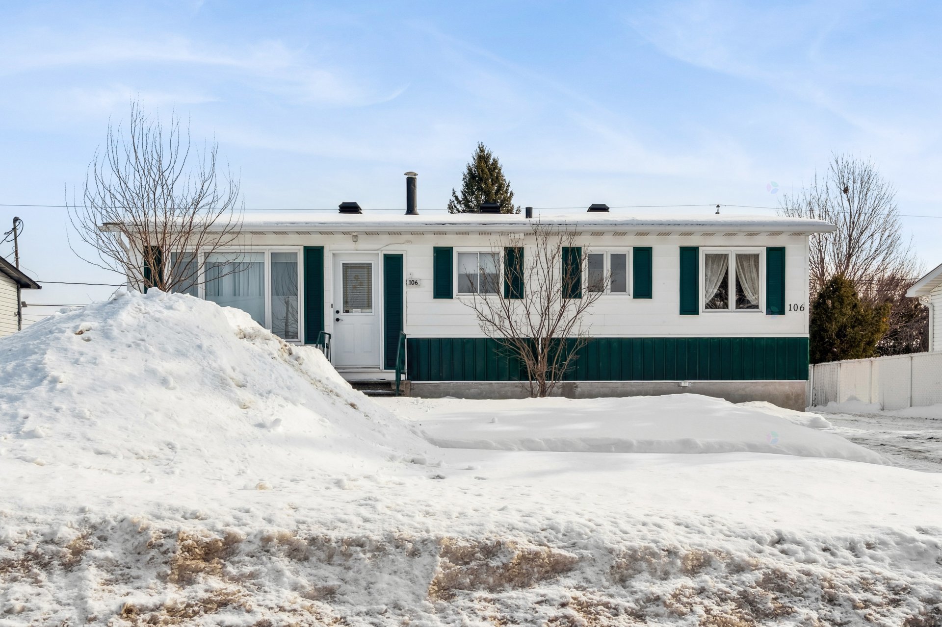 106 Rue Pascal, Saint-Constant, QC, J5A1J5