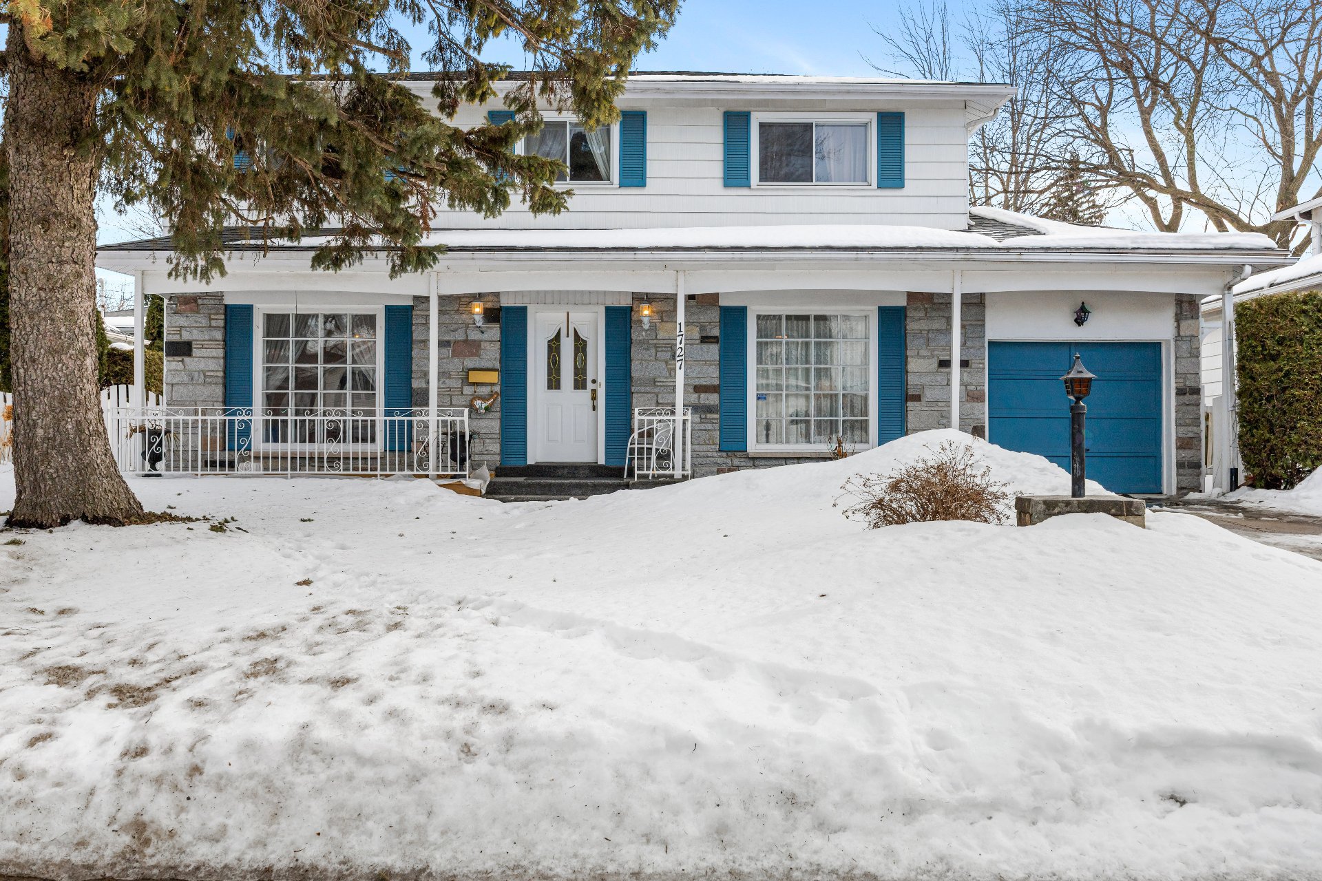 1727 Rue Trépanier, Brossard, QC, J4W2K2