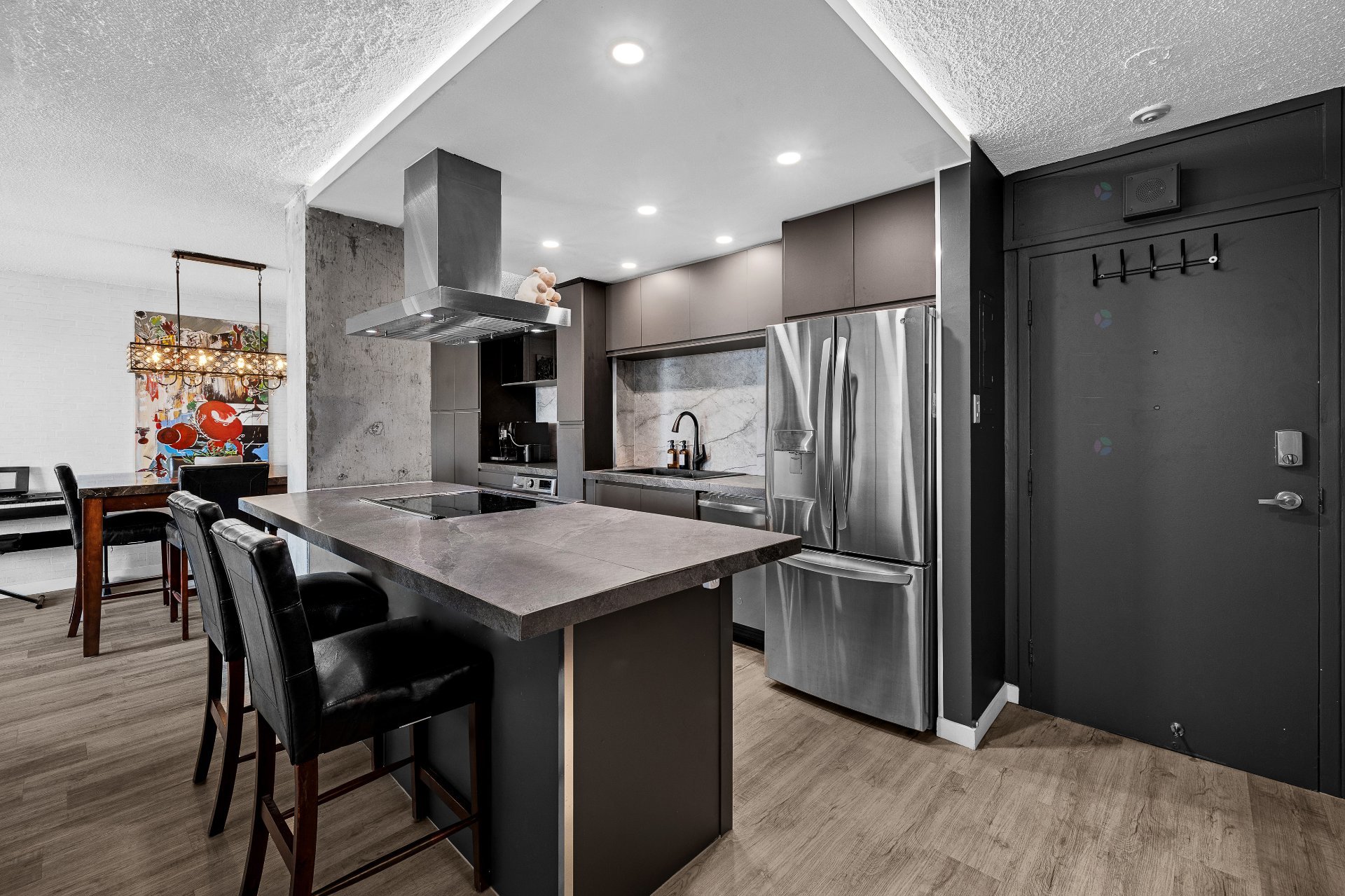 2555 Av. du Havre-des-Îles #720, Laval (Chomedey), QC, H7W4R4