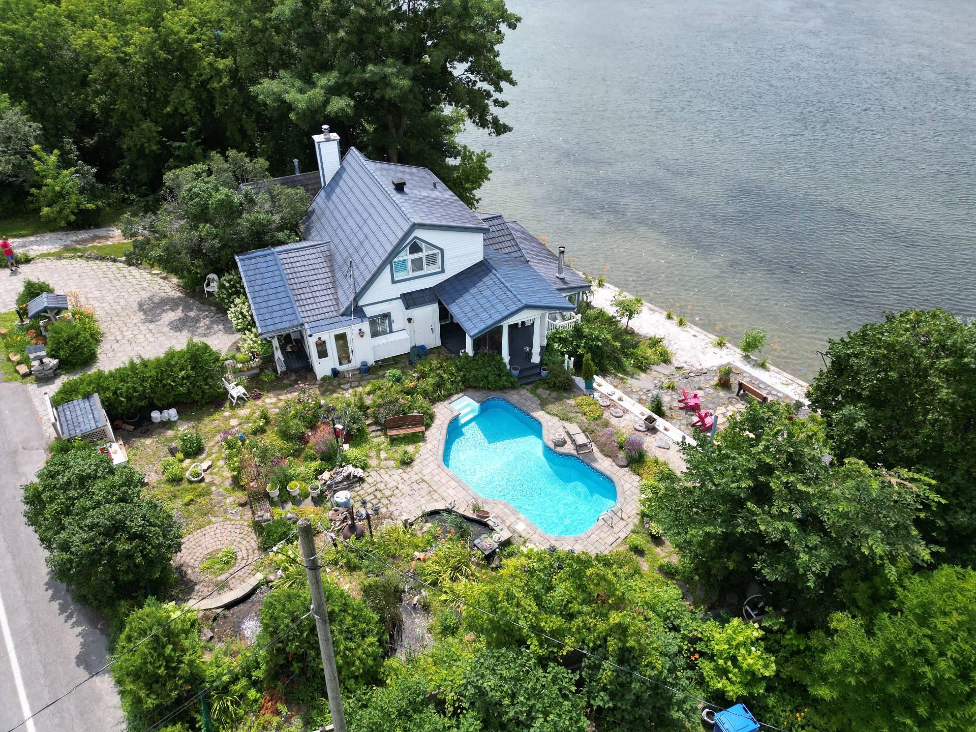 1219 Ch. des Patriotes N., Mont-Saint-Hilaire, QC, J3G4S6