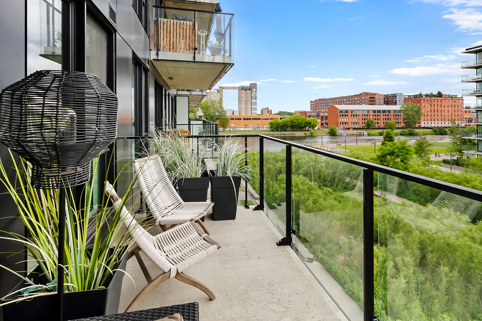 Condo — 2