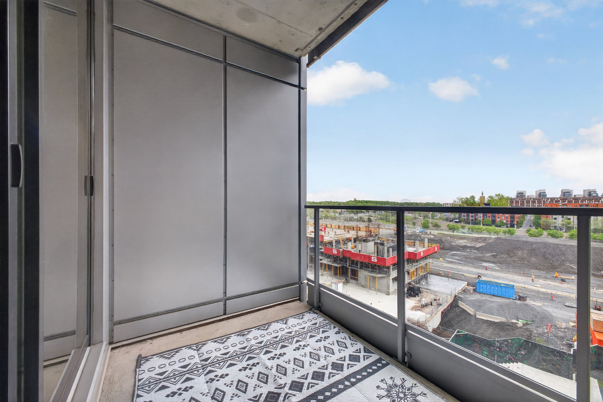 Condo — 21