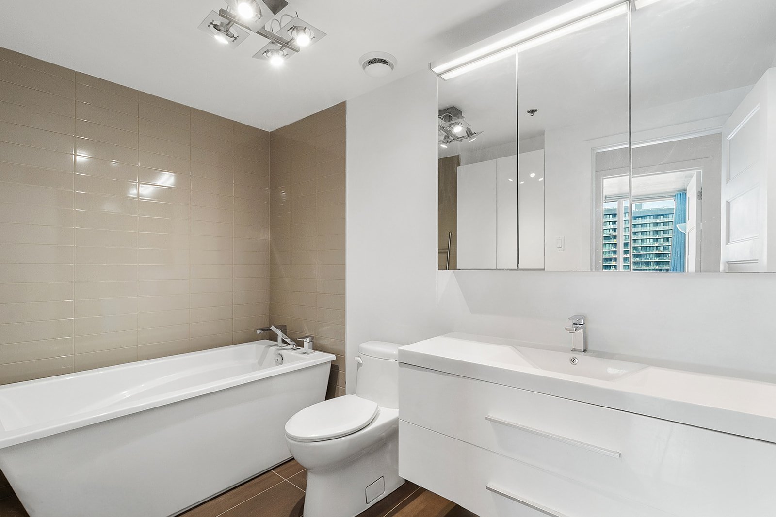 Condo — 14