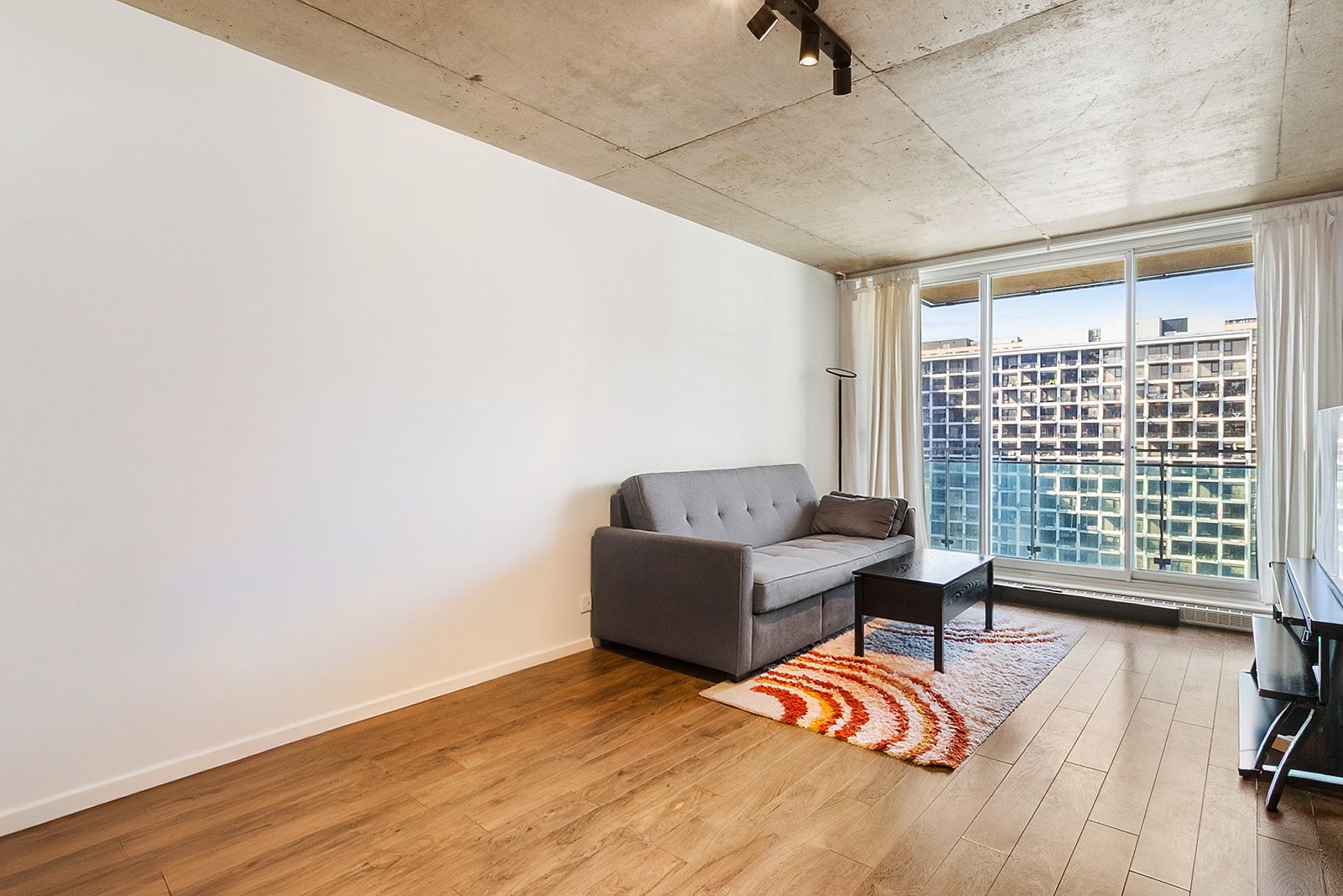 Condo — 4