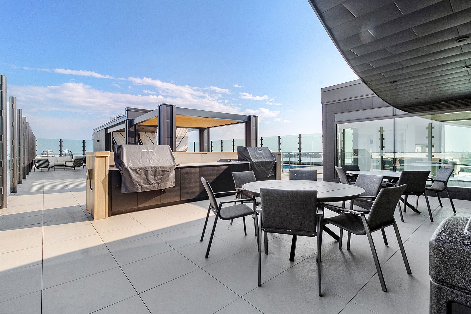 Condo — 23